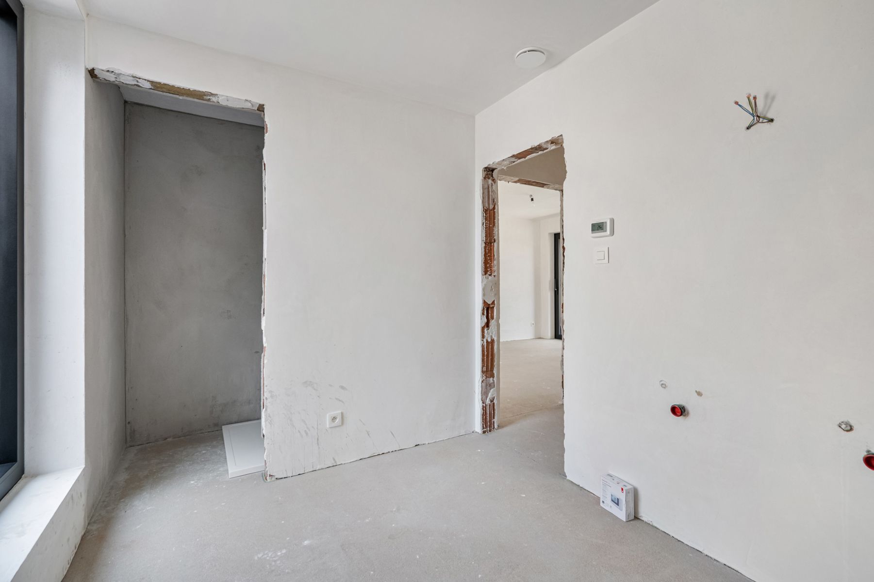 Unieke kans: Volledig nieuw opgebouwde woning te koop foto 12