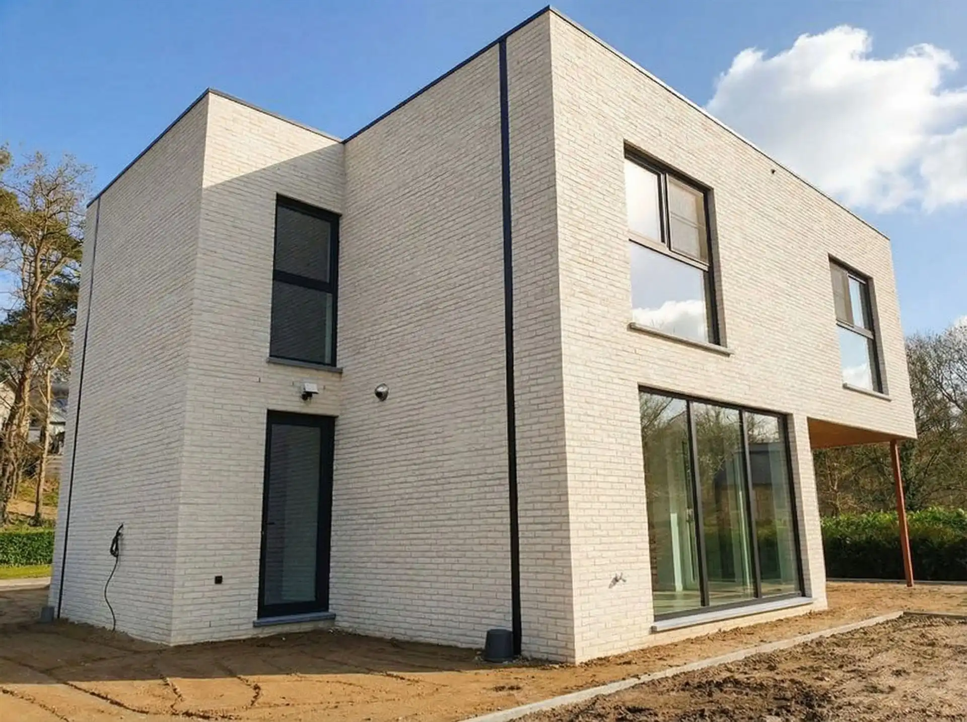 Vrijstaande gezinswoning met tuin in rustige omgeving. foto 25