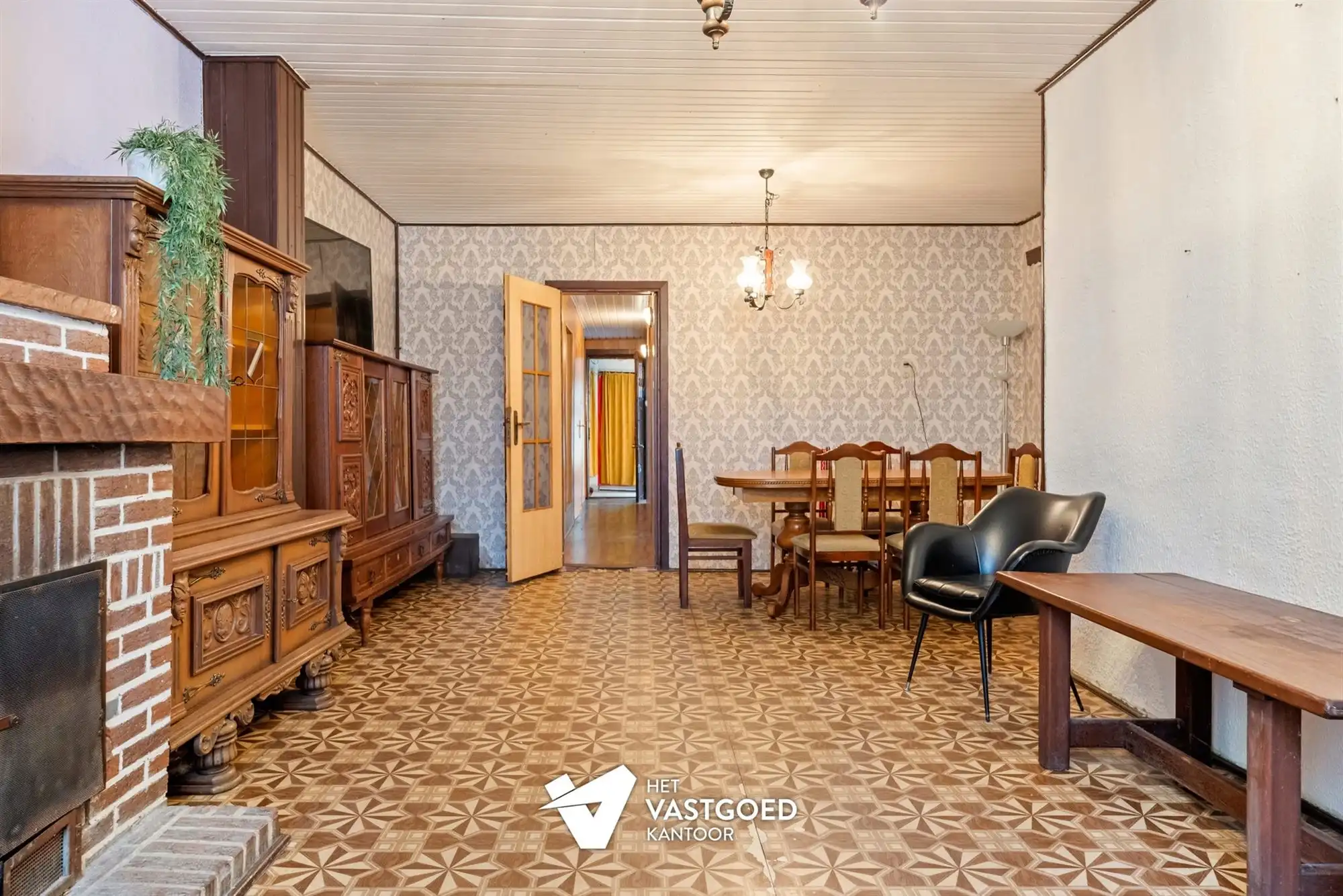 TE RENOVEREN KARAKTERVOLLE WONING UITERST RUSTIG GELEGEN TE BERINGEN-MIJN foto 3