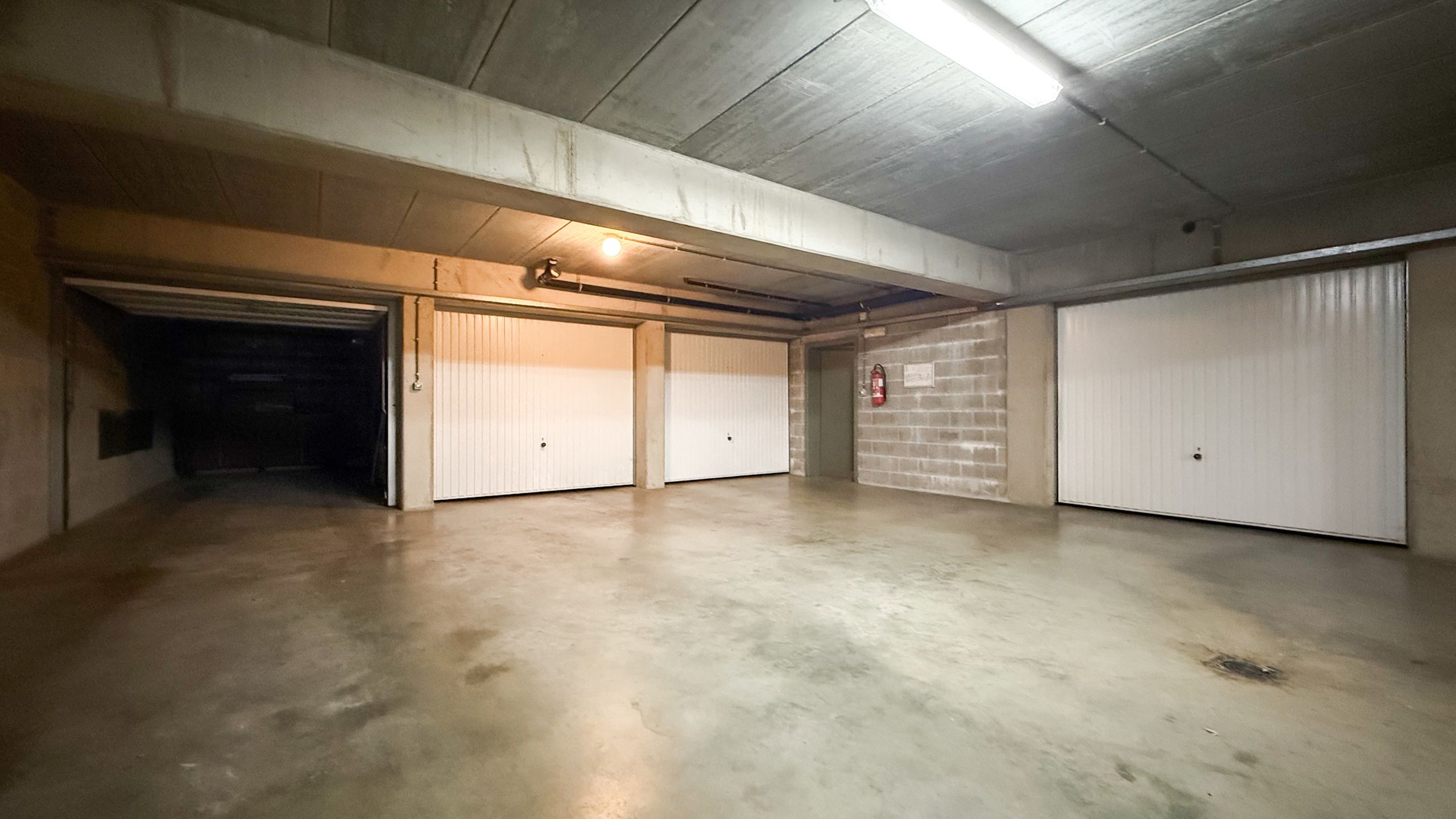 Lichtrijk appartement met zonnig terras, garage en 2slpk! foto 26