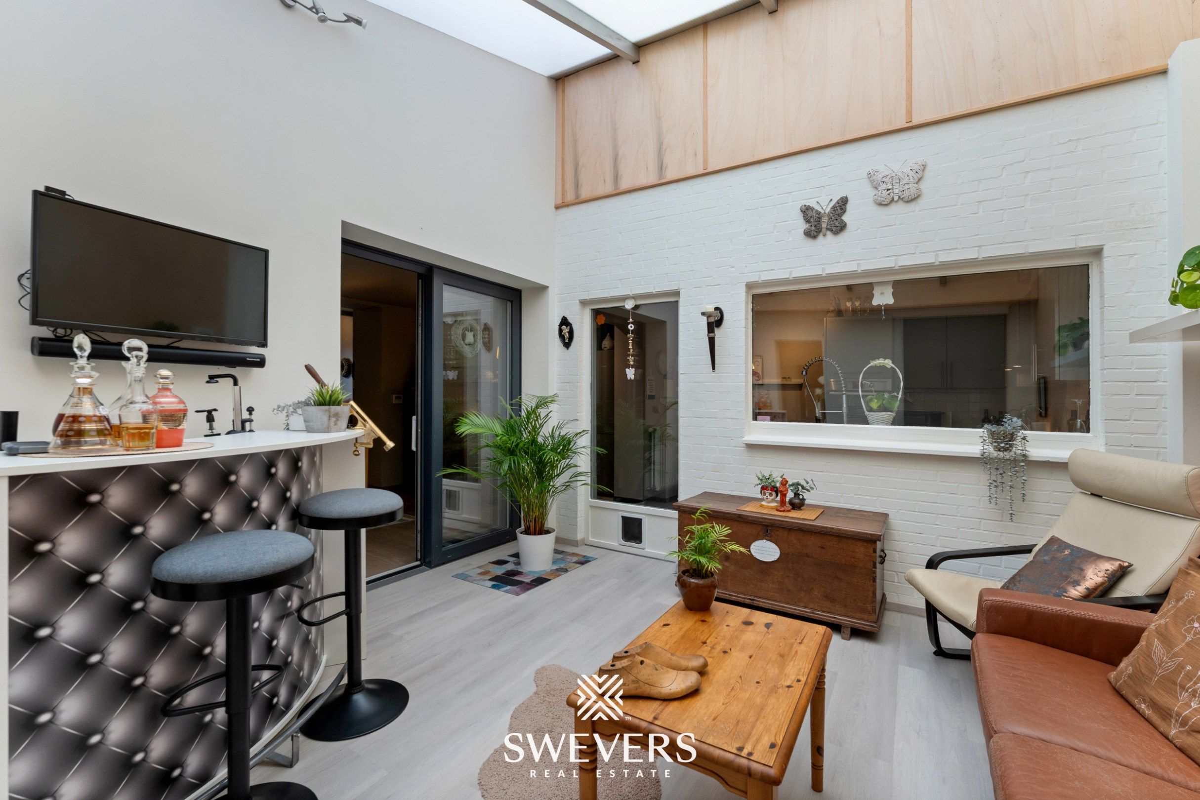 Instapklare, charmante rijwoning met terras in het groene Jesseren   foto 16