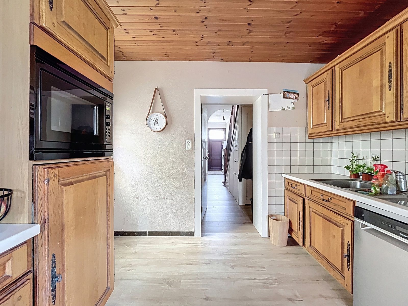 Instapklare woning met 5 slpks - tuin mét zwembad en sauna foto 7