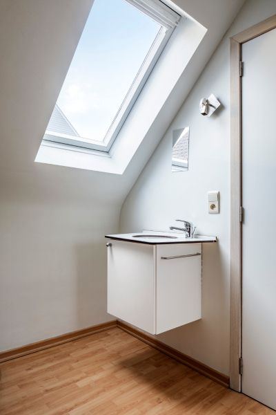 Roeselare, Instapklaar duplexwoning te koop in een gezellig woonerf met 2 slaapkamer, betaalbaar wonen ! foto 13