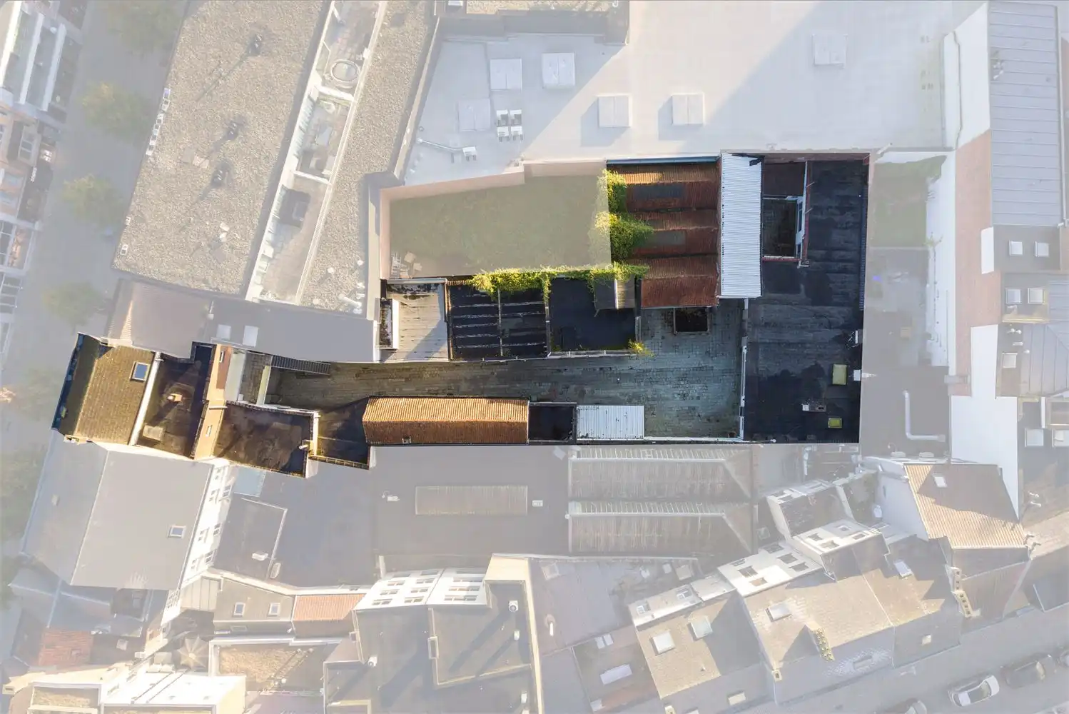 UNIEK INVESTERINGSPROJECT NIEUWSTRAAT MET HERONTWIKKELINGSPOTENTIEEL foto 2