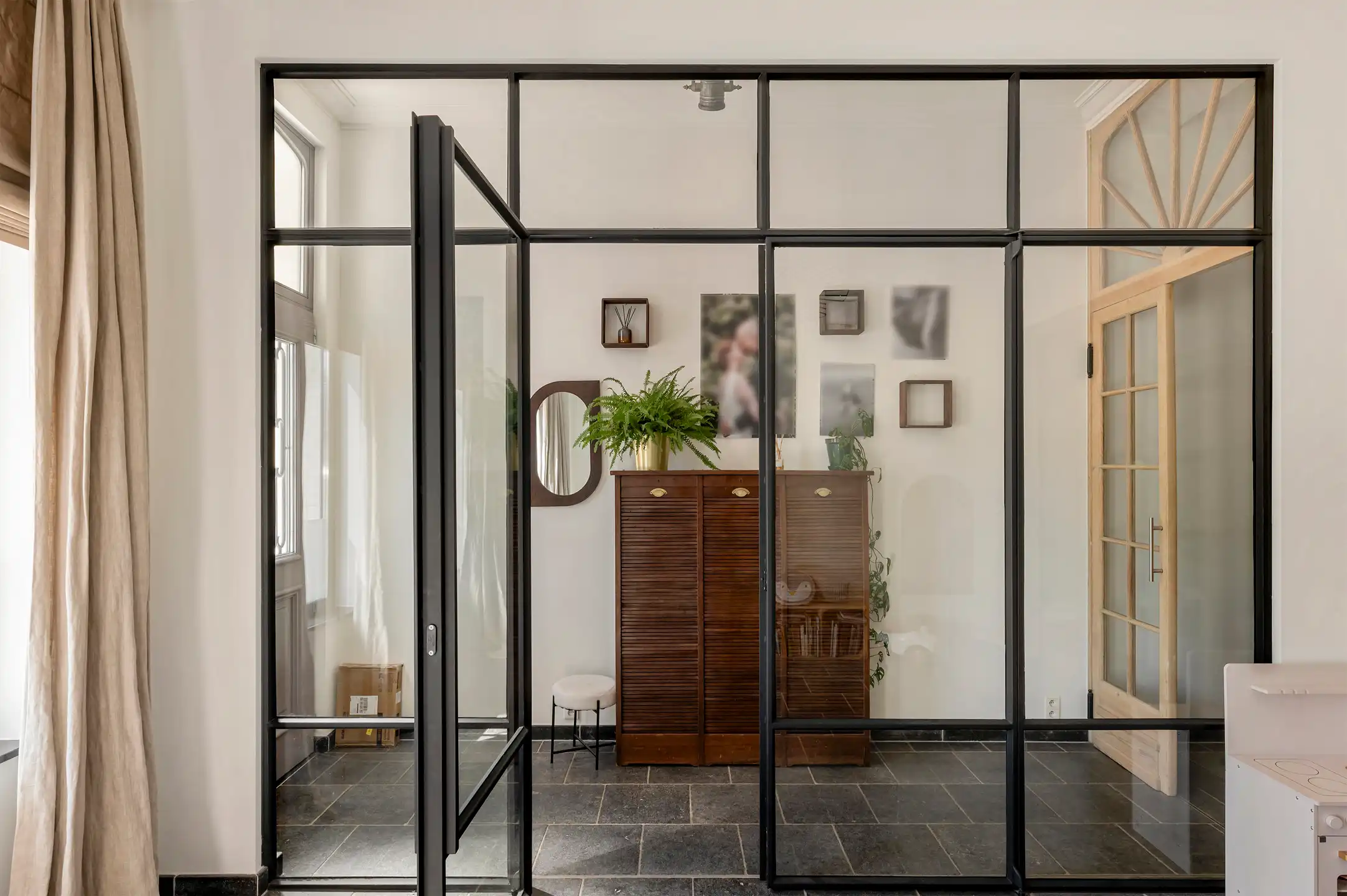 Charmant Authentiek Herenhuis in het centrum van Brasschaat! foto 9