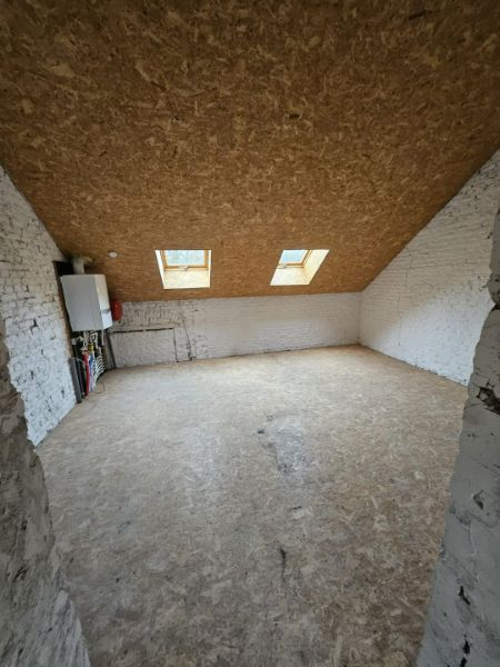 Gerenoveerde woning met garage foto 20