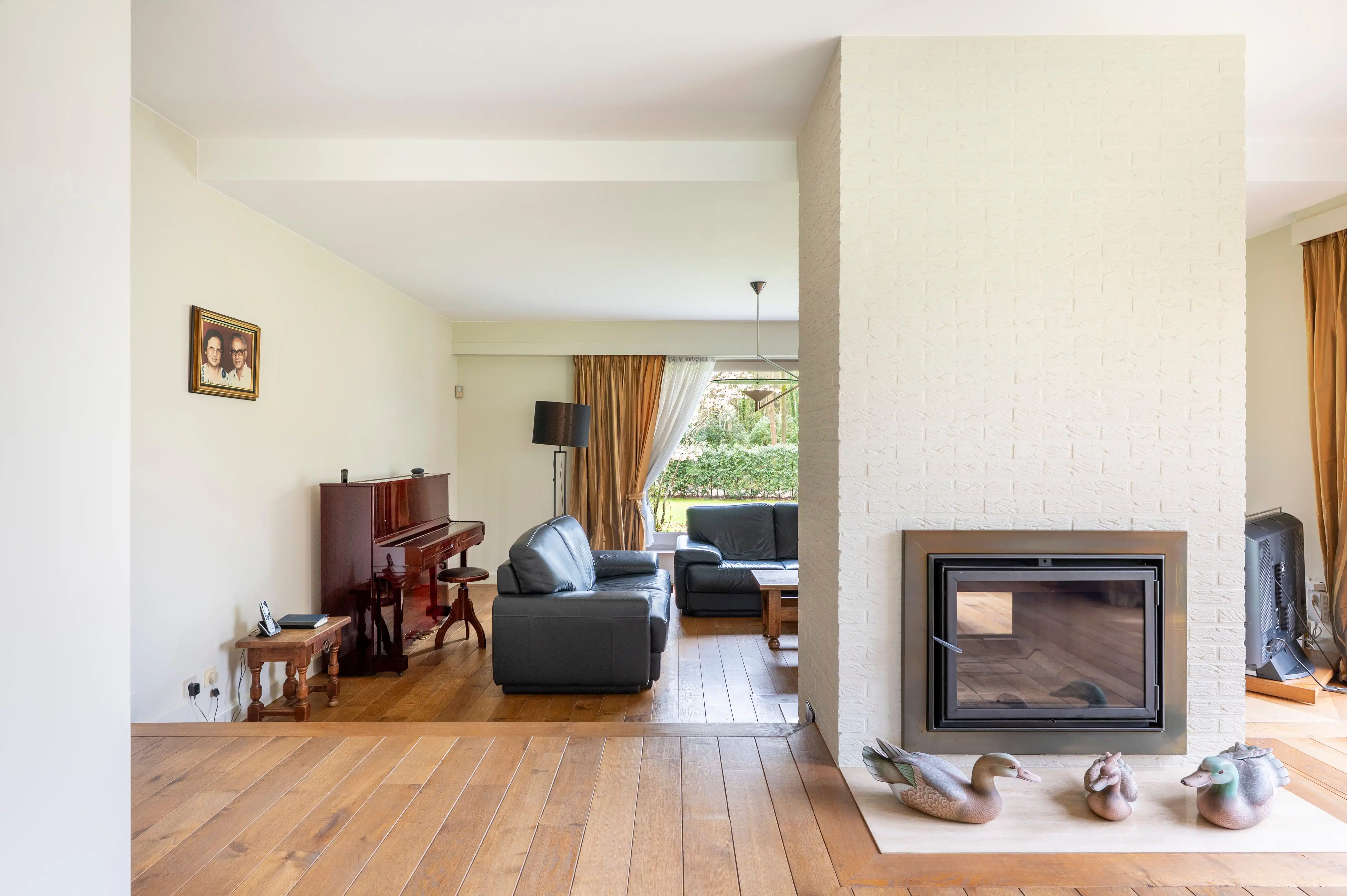 Ruime villa met praktijkruimte op toplocatie in Schotenhof. foto 6