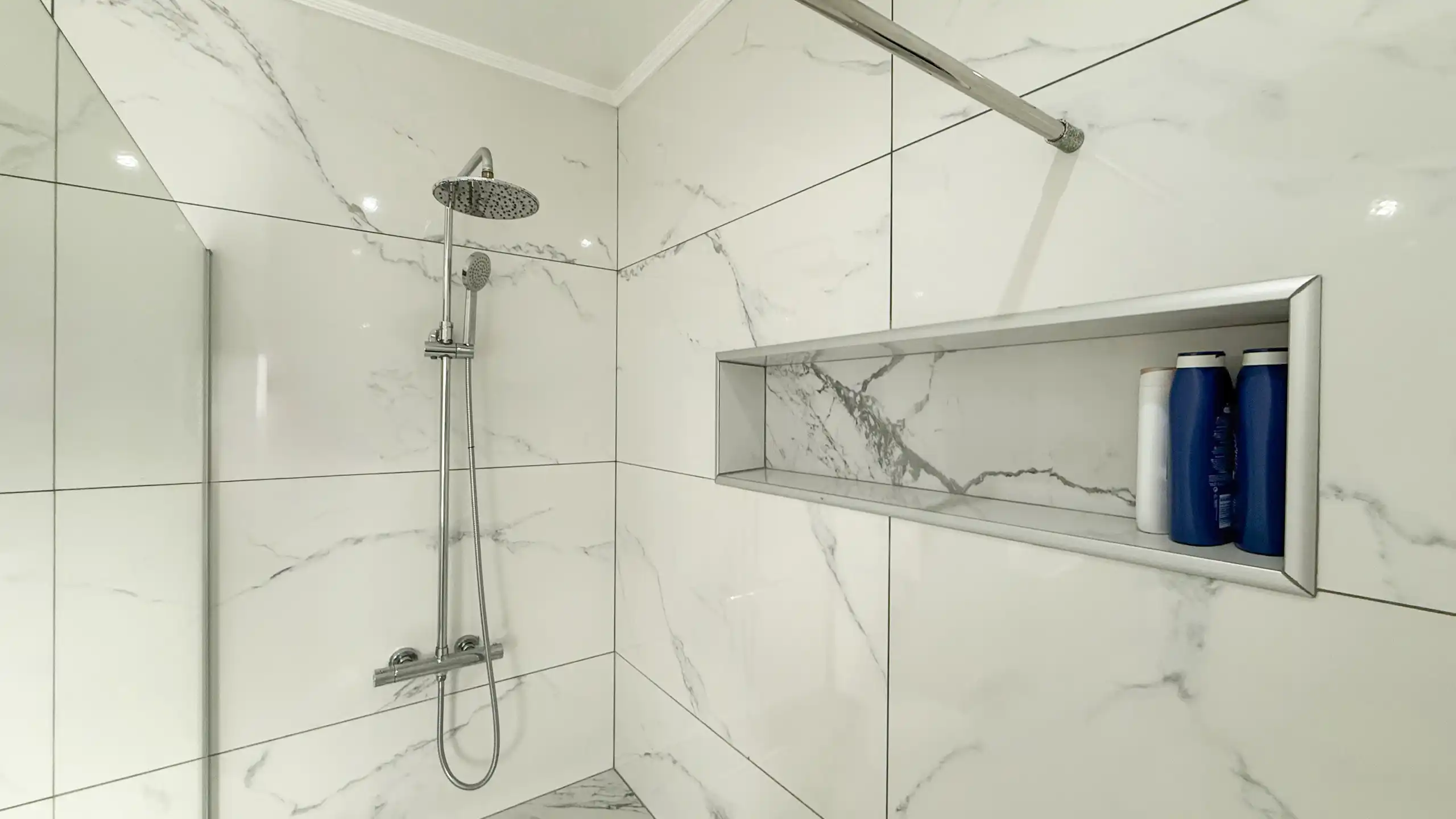 Exclusieve villa met luxueuze leefruimte en 7slpk + veranda! foto 26