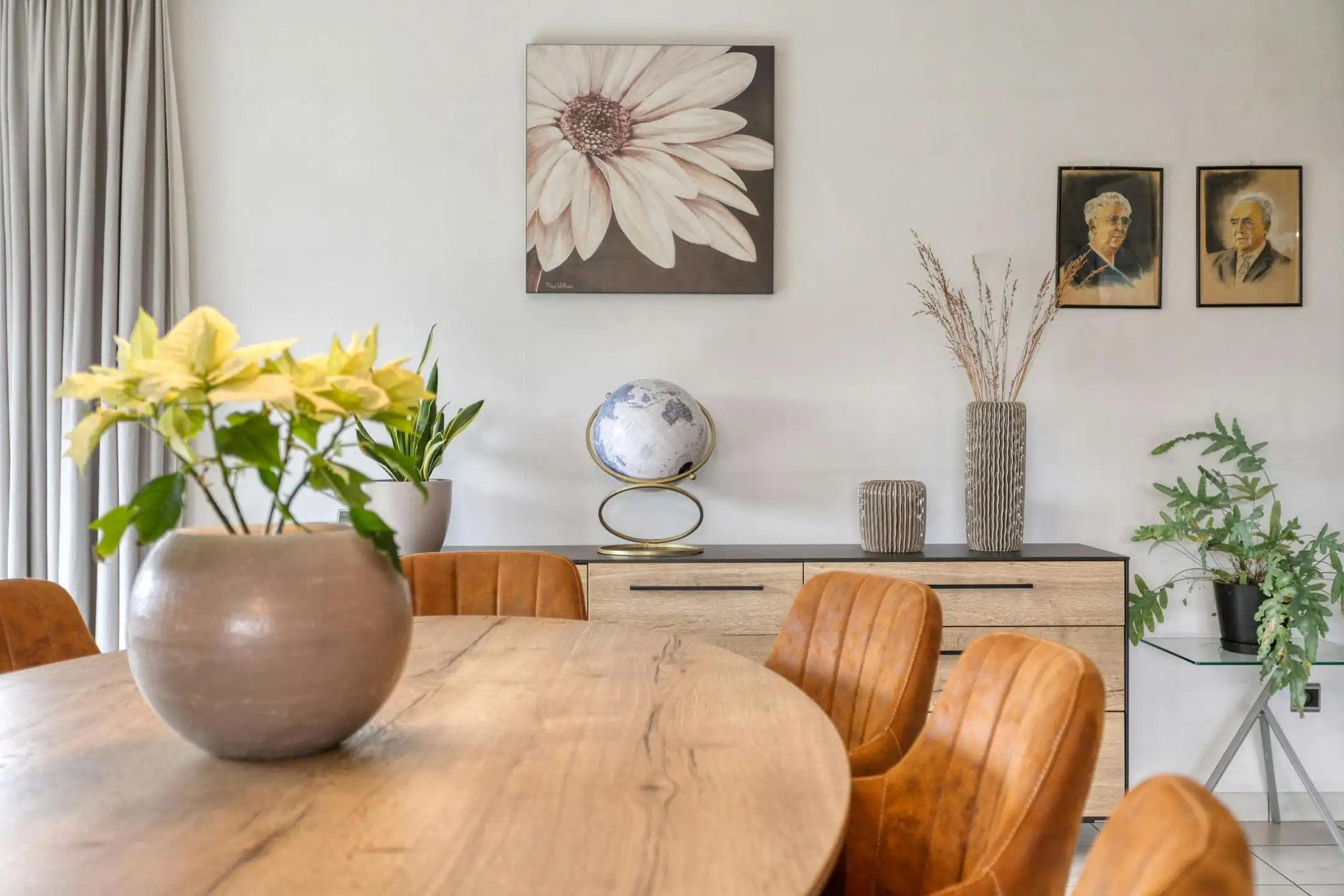 Karaktervolle villa op ruim perceel te koop in Roeselare foto 10