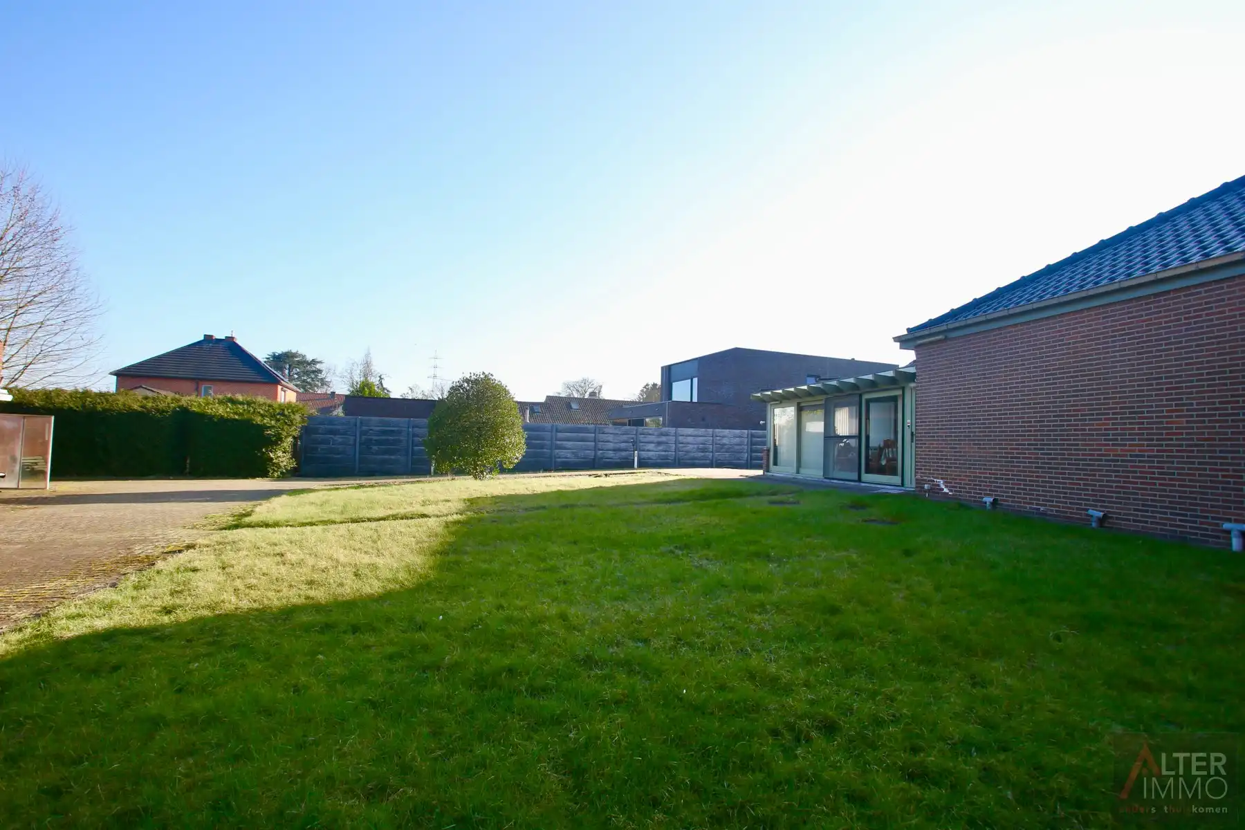 Opportuniteit! Gelijkvloerse woning met 3 slaapkamers op een groot en breed perceel (30 m) van 25a 65ca - EPC makkelijk te verbeteren! foto 26