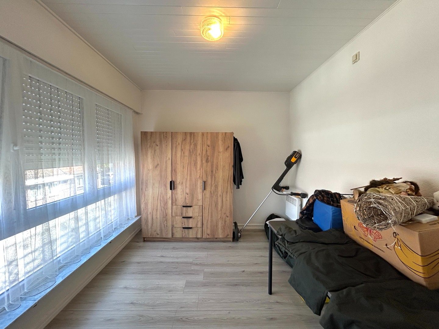 Gerenoveerd duplex appartement nabij centrum Roeselare! foto 10