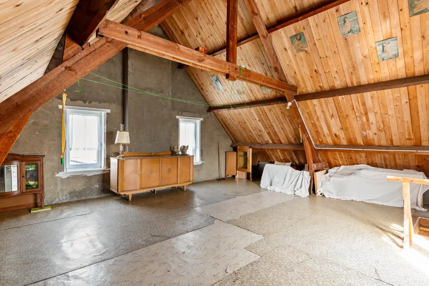 Vrijstaande, te renoveren woning met 3 à 4 slpk., garage en zuid-tuin foto 24