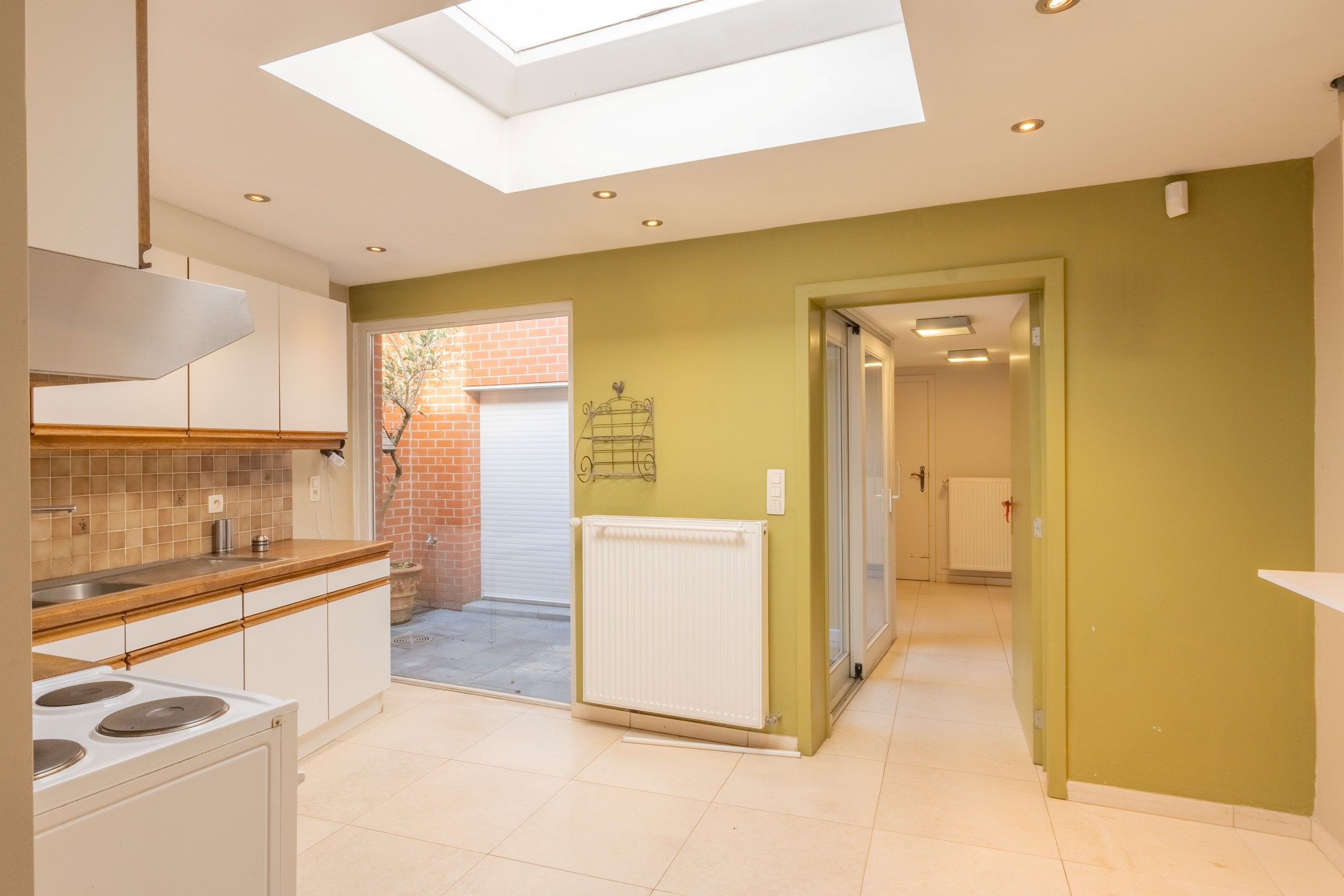 Leuke woning met grote garage te Moerkerke foto 11