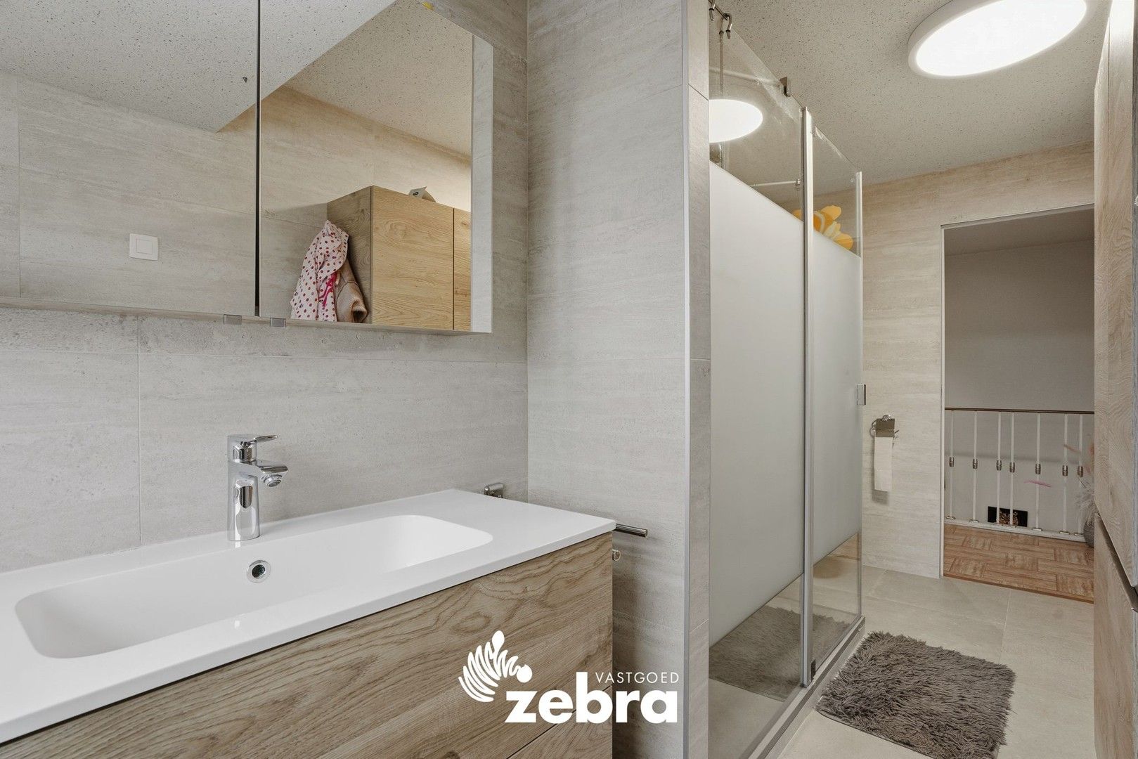 Ruime woning met grote tuin, zwemvijver en schuur in Beveren aan de IJzer! foto 20