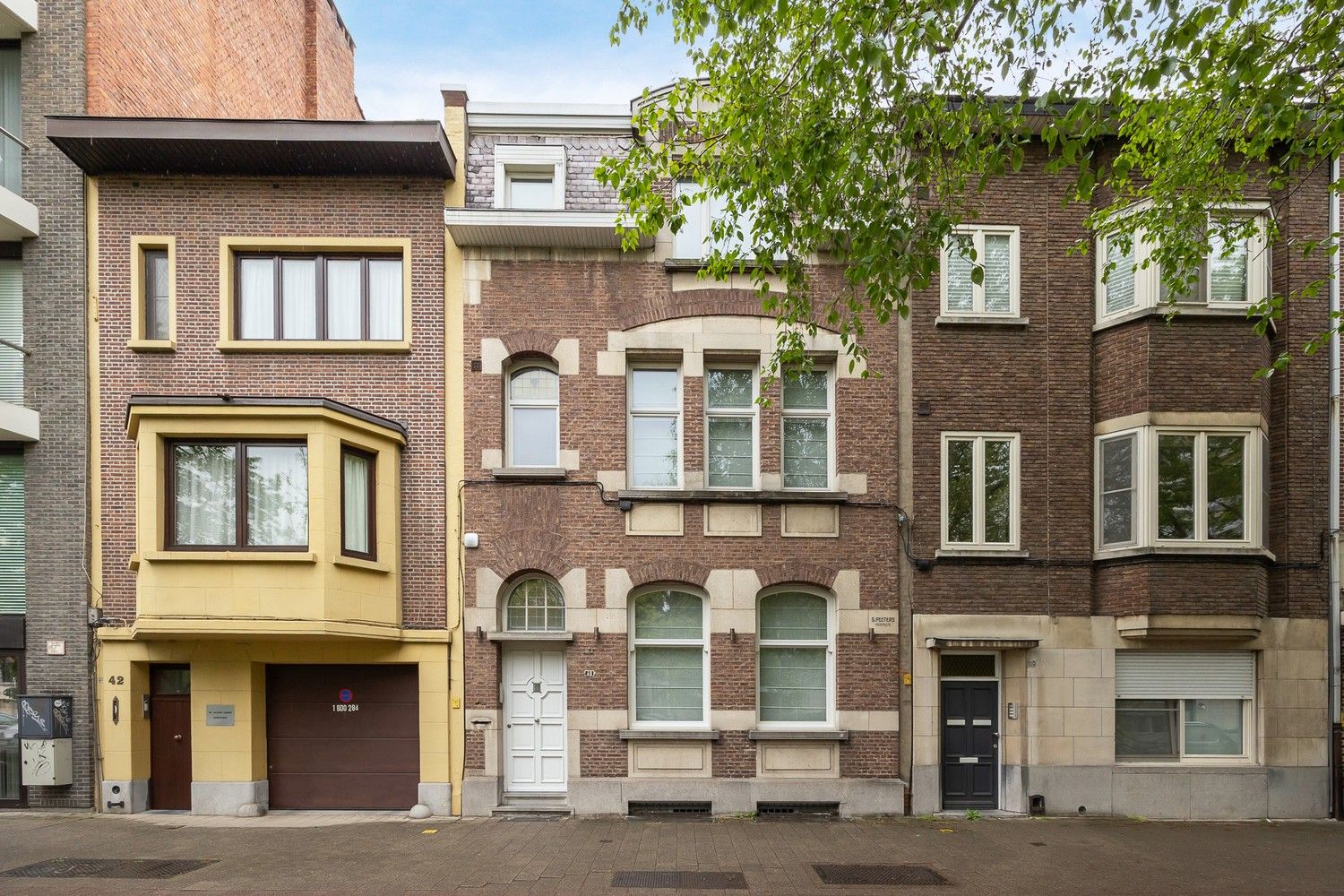 Prachtige art-deco herenwoning van 268m² op ideale locatie nabij het Albertpark te Antwerpen foto 2