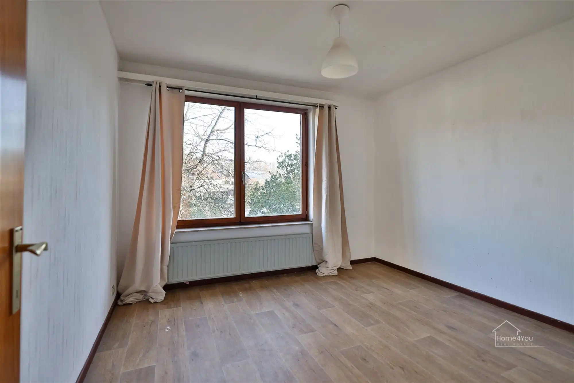 Opbrengsteigendom met 2 vergunde app. en garages foto 23