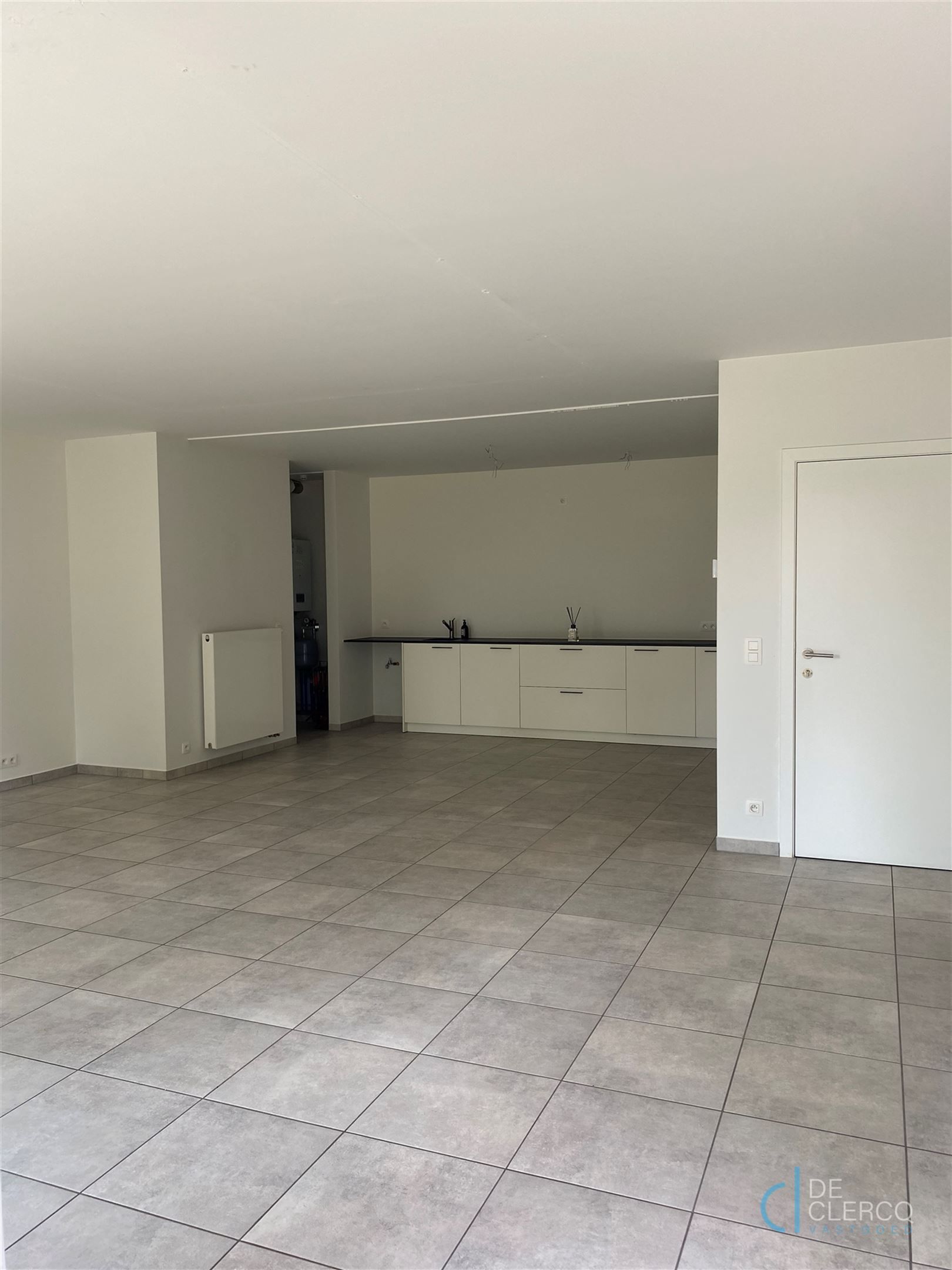 Nieuwbouw handelspand TE KOOP op toplocatie in Lochristi! foto 6