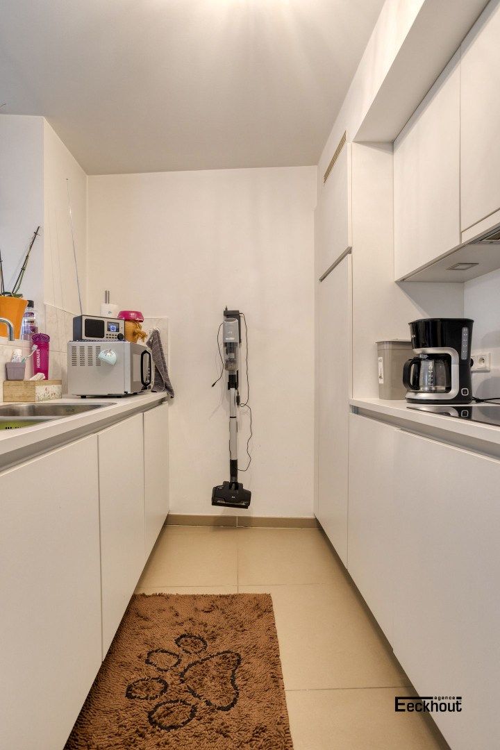 Ruim 2 slaapkamer appartement in het centrum van Oostende. foto 10