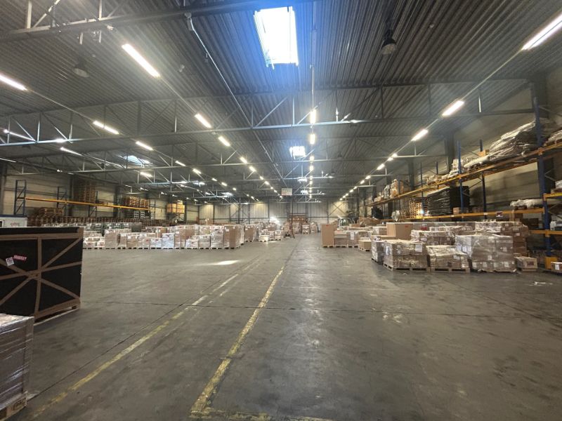 Logistiek magazijn foto 4