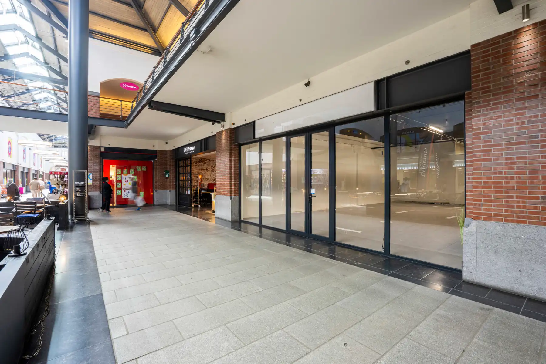 Commerciële ruimte te huur Sint-Bernardsesteenweg 312-320 - 2020 Antwerpen