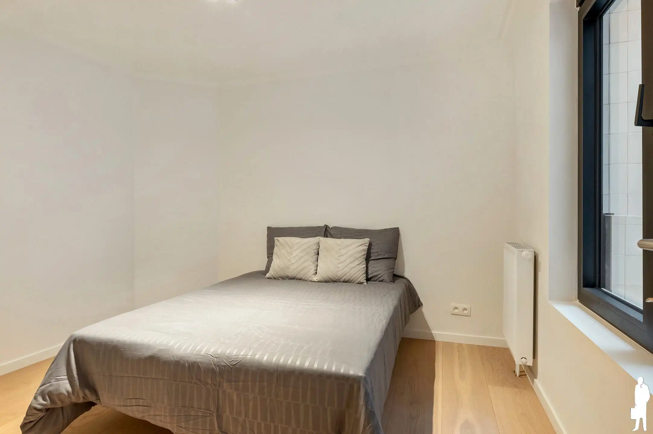 Gerenoveerde duplex met terras foto 13