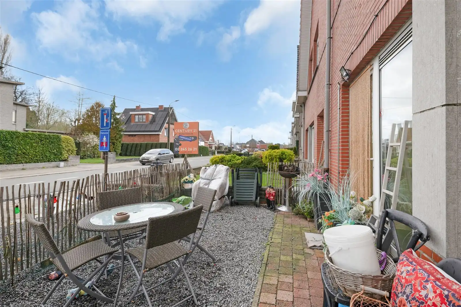 Opbrengsteigendom - met 3 appartementen foto 17