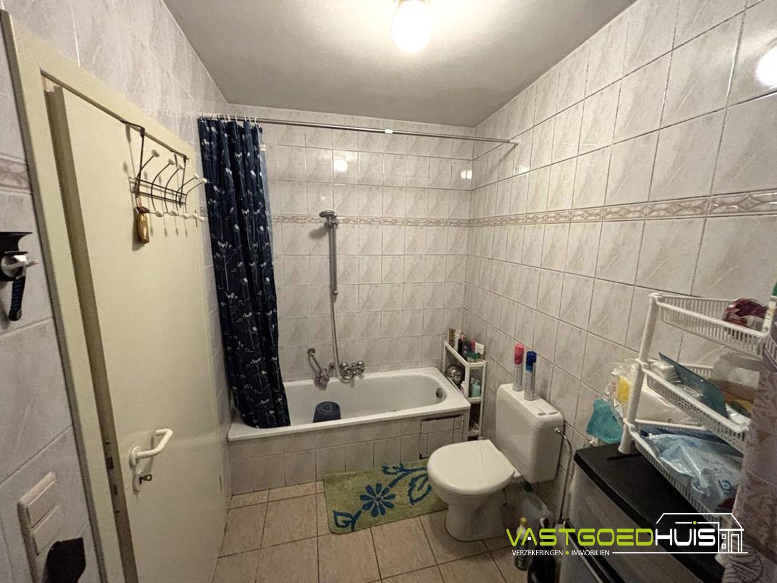  Gezellig appartement met 2 slaapkamers en staanplaats foto 4