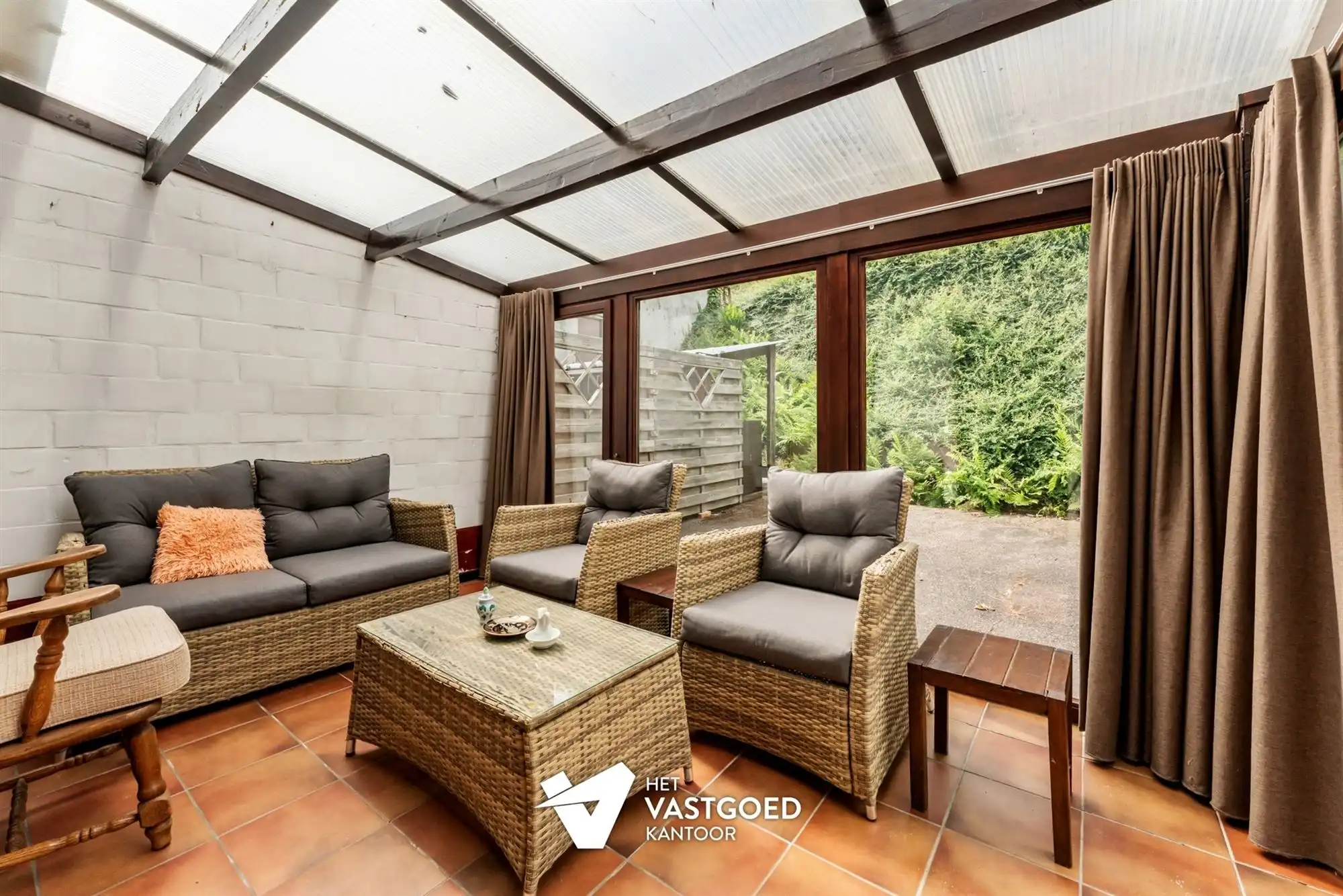 TE RENOVEREN KNUSSE WONING MET TUIN VAN 48A90CA EN LOODS EN GARAGE TE KAGGEVINNE foto 15