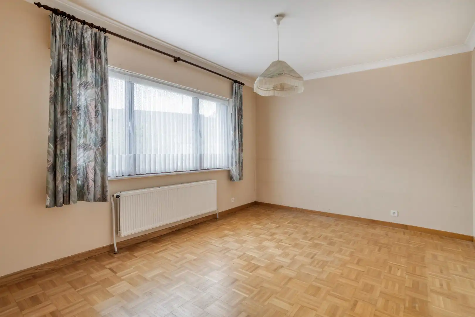 Degelijke woning met 4 slaapkamers, garage en tuin! foto 10
