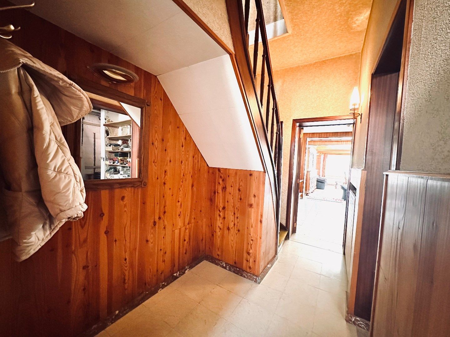 Ruime woning met grote tuin en prachtig groen uitzicht in het rustige Nerem foto 3