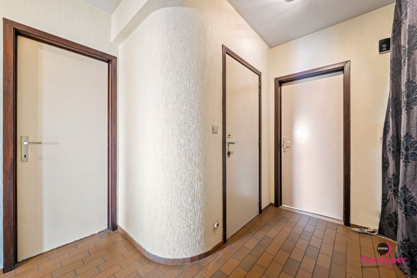 Ruim en licht appartement met 3 slaapkamers – ideaal voor gezinnen of investeerders foto 7