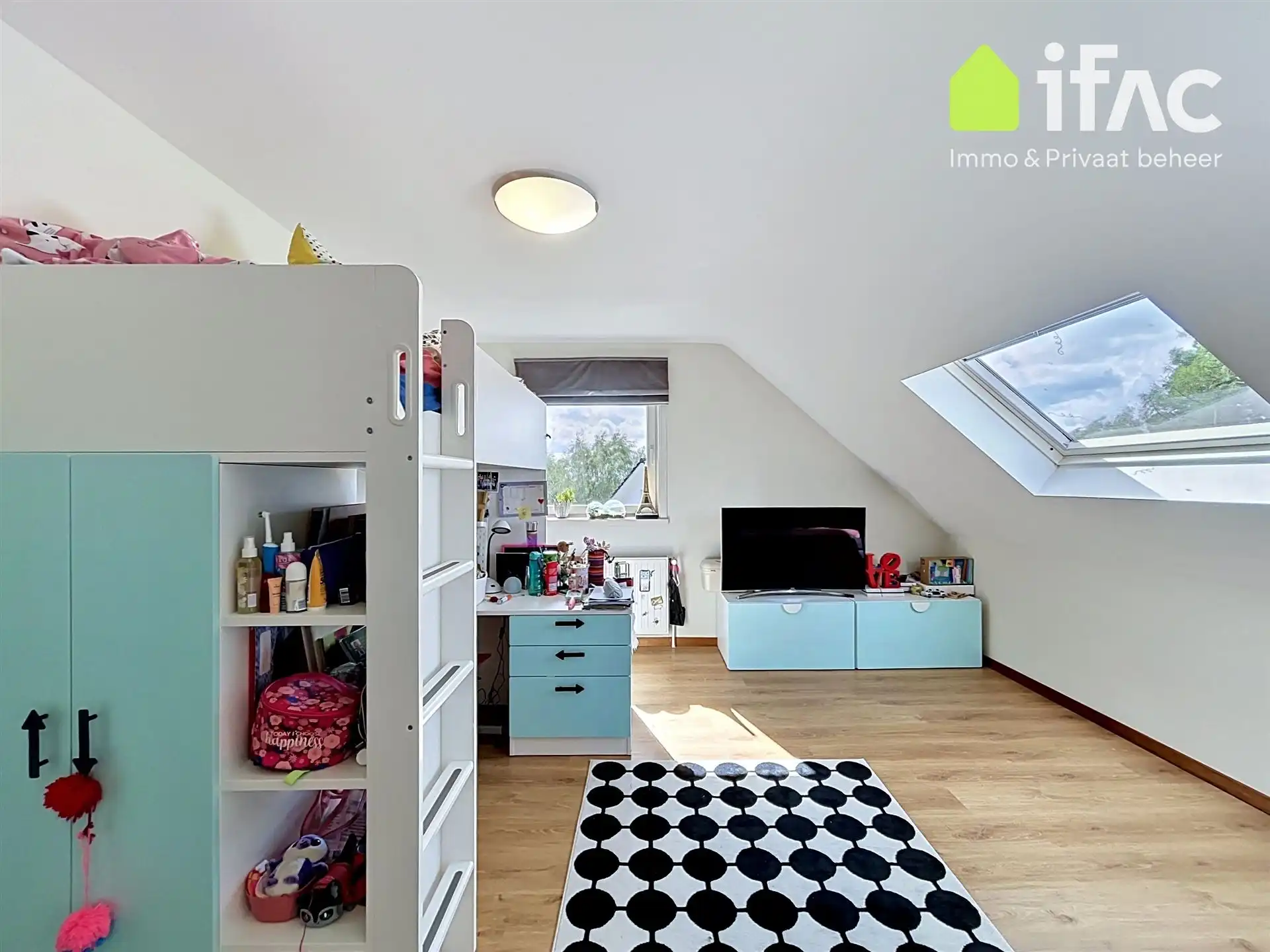 Smaakvol gerenoveerde Villa met 5 slaapkamers en leuke tuin foto 28