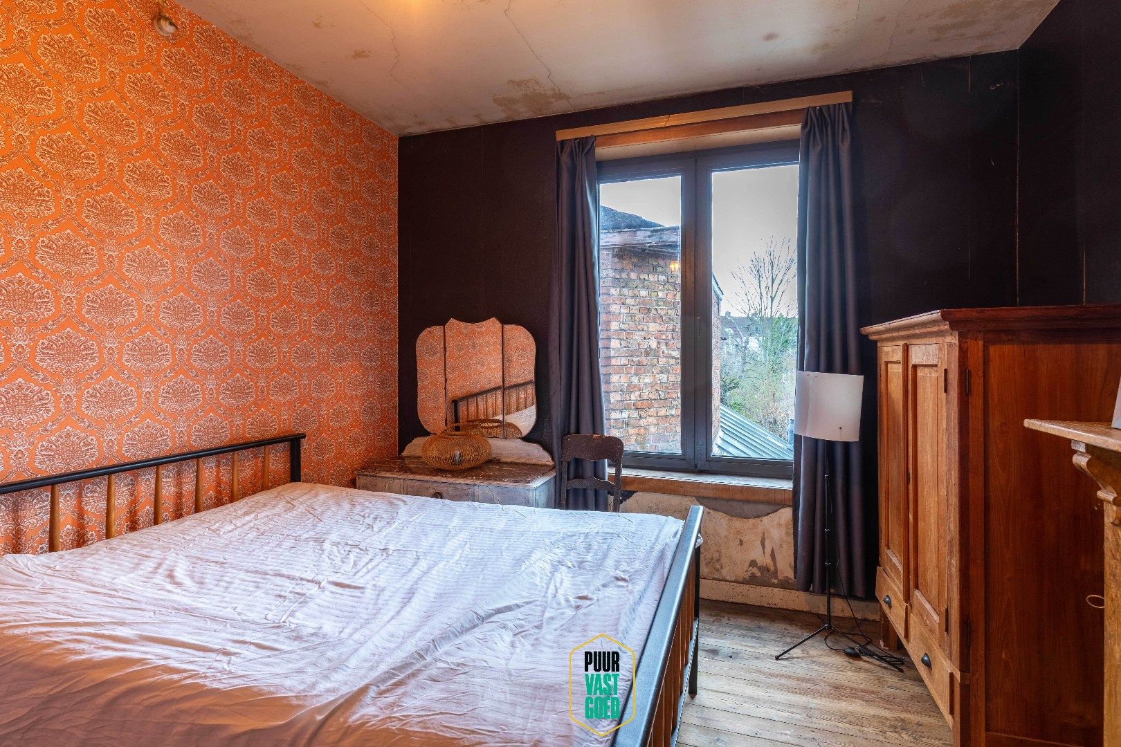 Karaktervolle burgerwoning met 5 slaapkamers en zonnige tuin, nabij de Kruispoort. foto 27