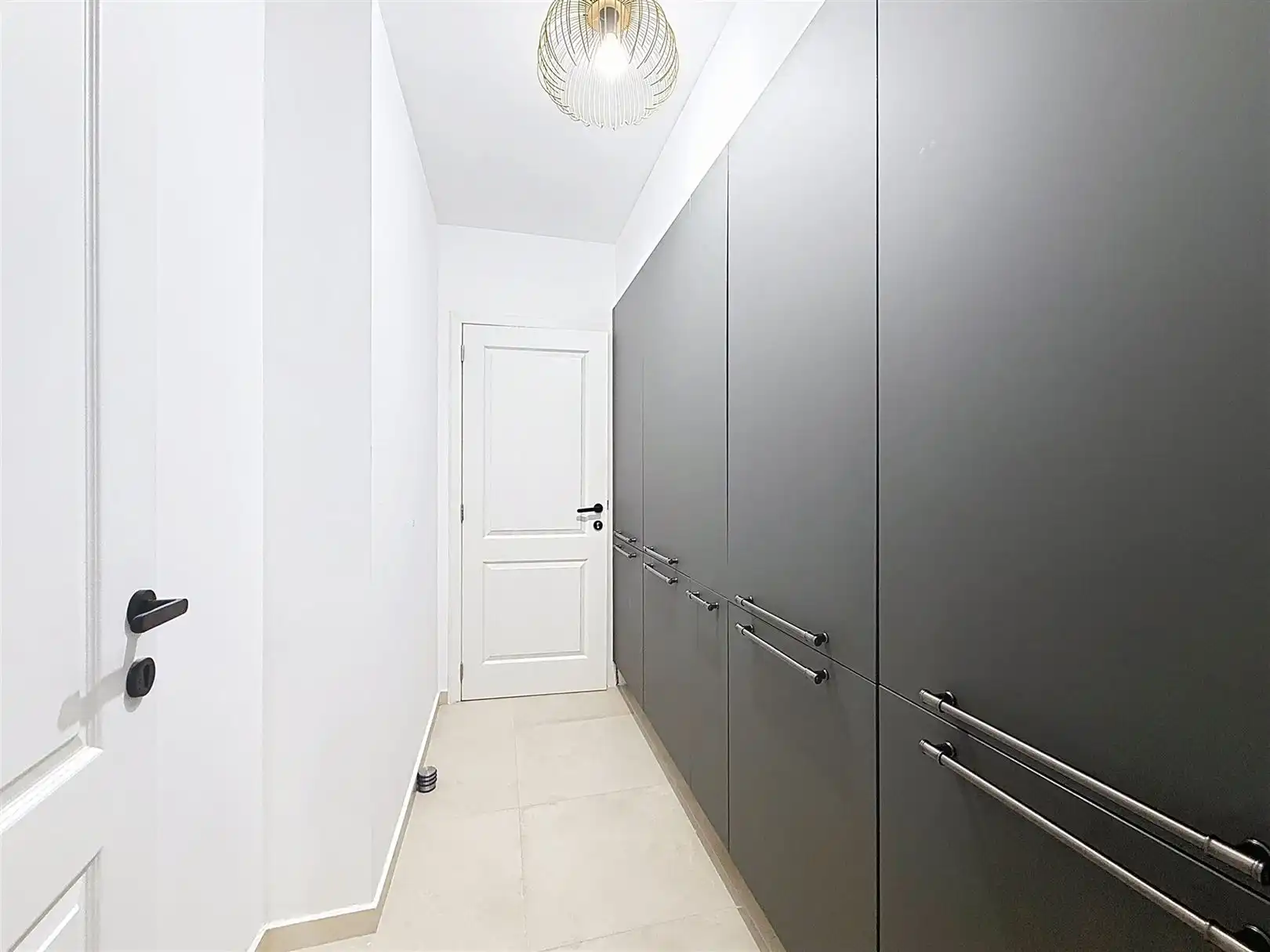 Ruime gerenoveerde woning, 5 slpks, 2 bdks, tuin, 11a 11ca  foto 15