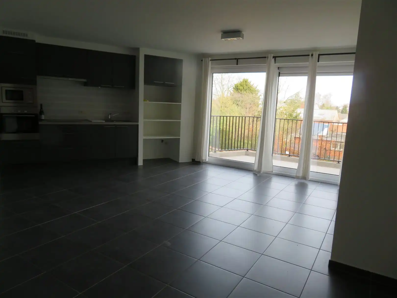 Tof éénslaapkamer appartement met terras in Mol Centrum foto 3