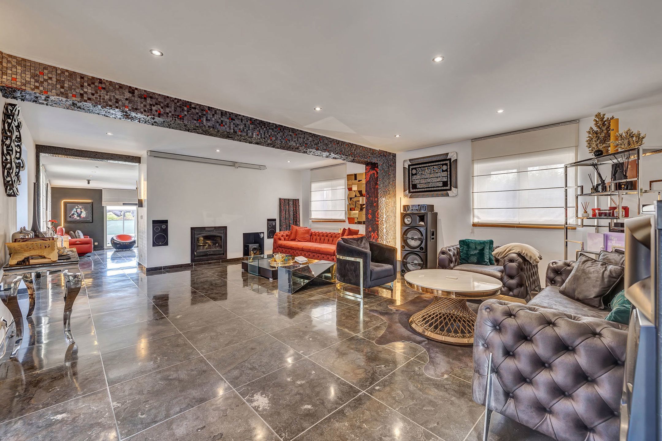 Gerenoveerde woning op strategische locatie met 5 slaapkamers foto 3
