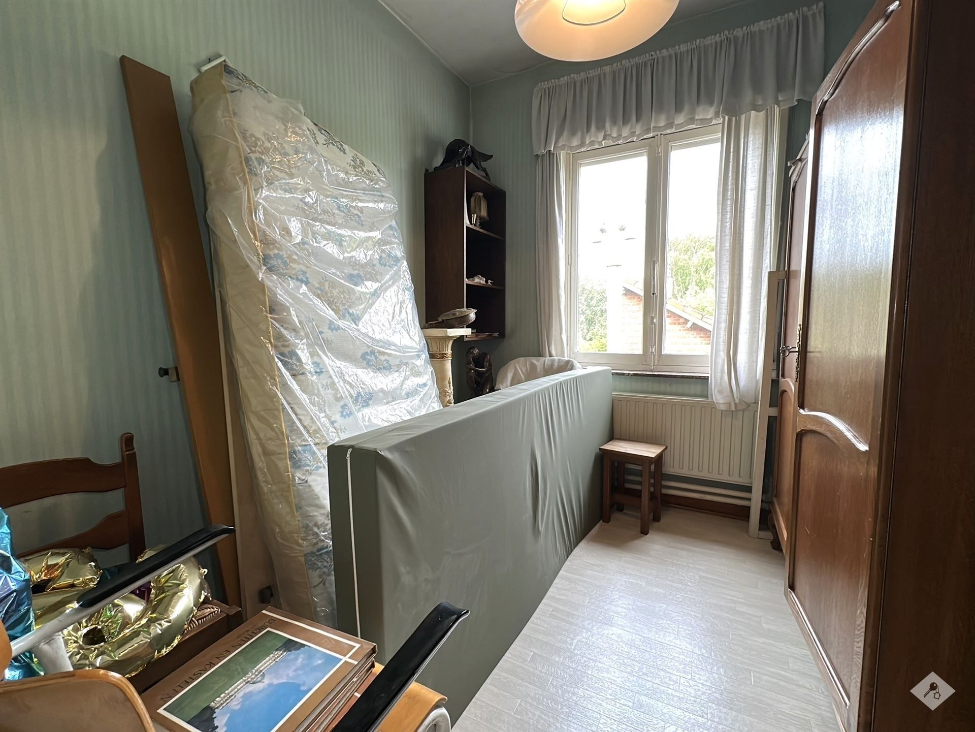 Charmante op te frissen woning met veel potentieel foto 13
