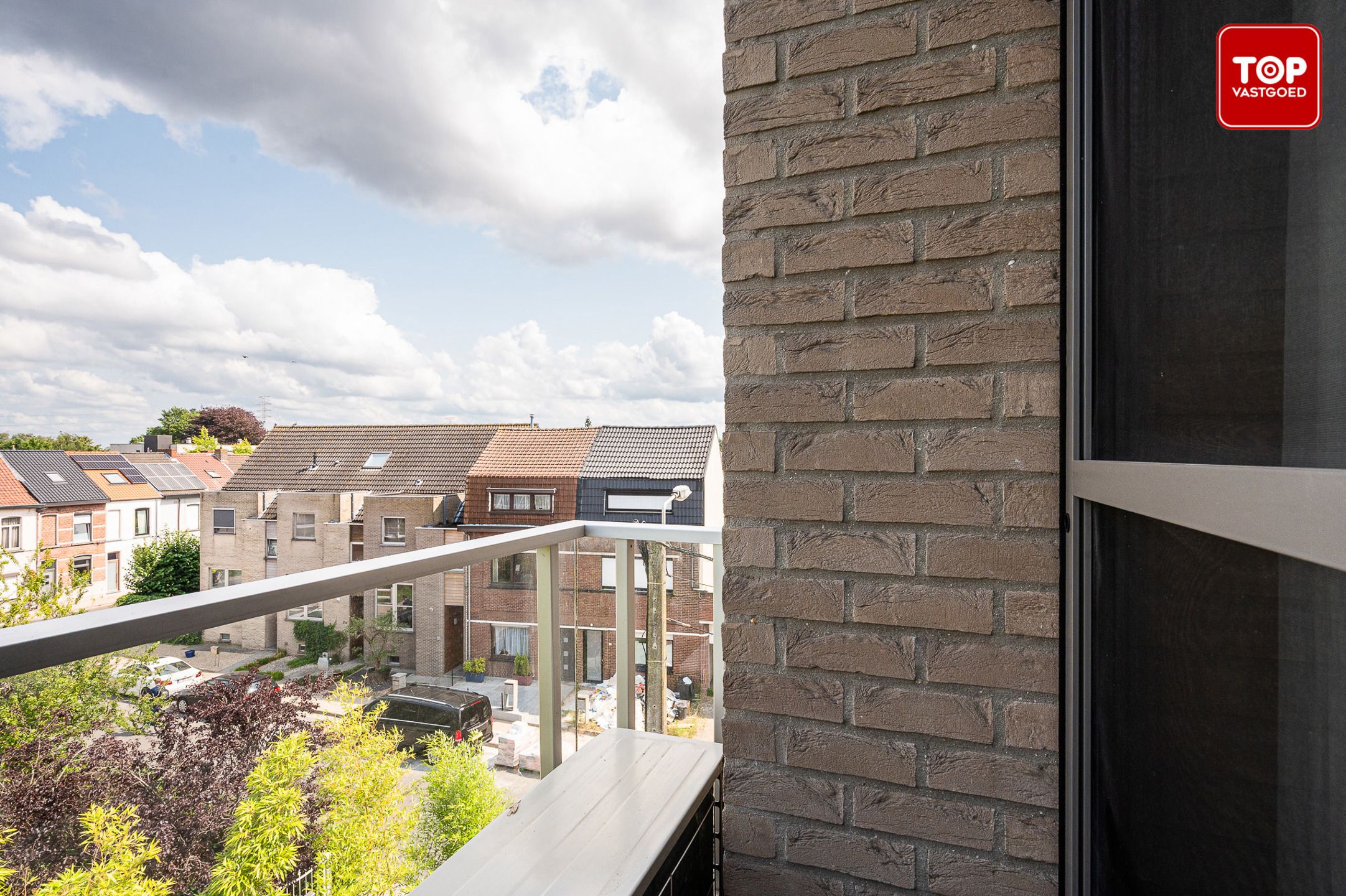 Instapklaar duplex appartement met  2 terrassen. foto 20