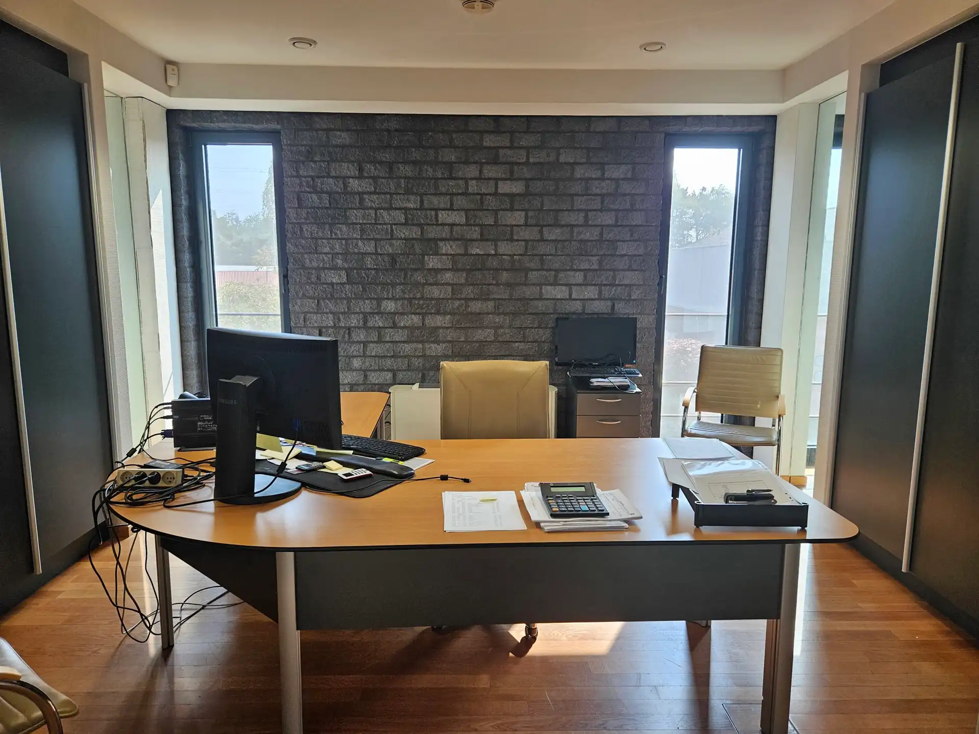 SEMI-INDUSTRIEEL GEBOUW OP ZICHTLOCATIE foto 8