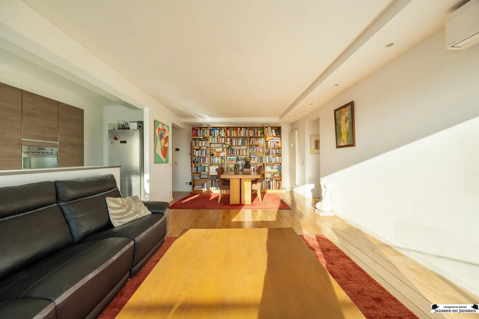 Instapklaar appartement, EPC-label A met terras en autostaanplaats foto 3