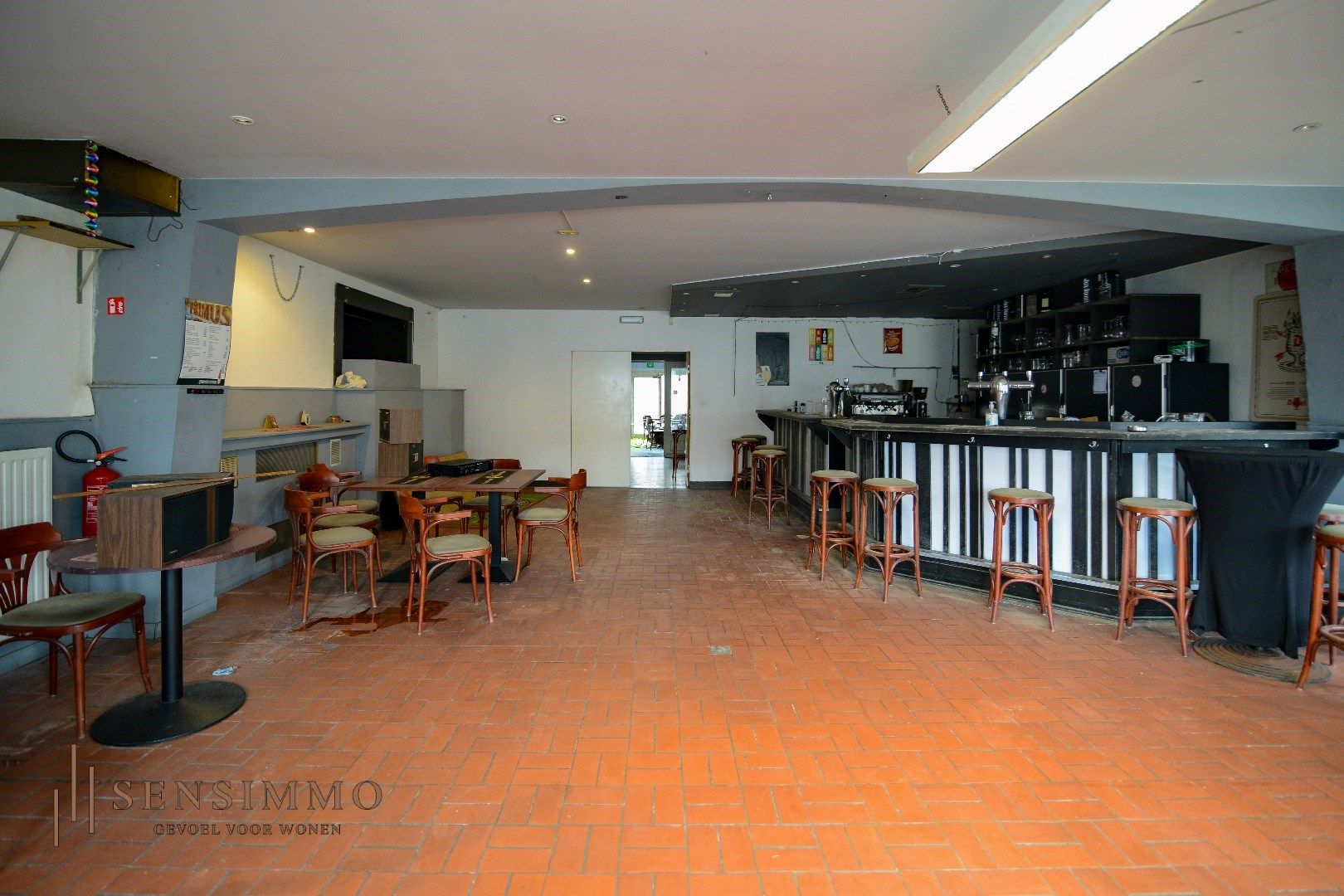 Op te knappen handelshuis op ruim perceel met mogelijkheid tot projectontwikkeling foto 5