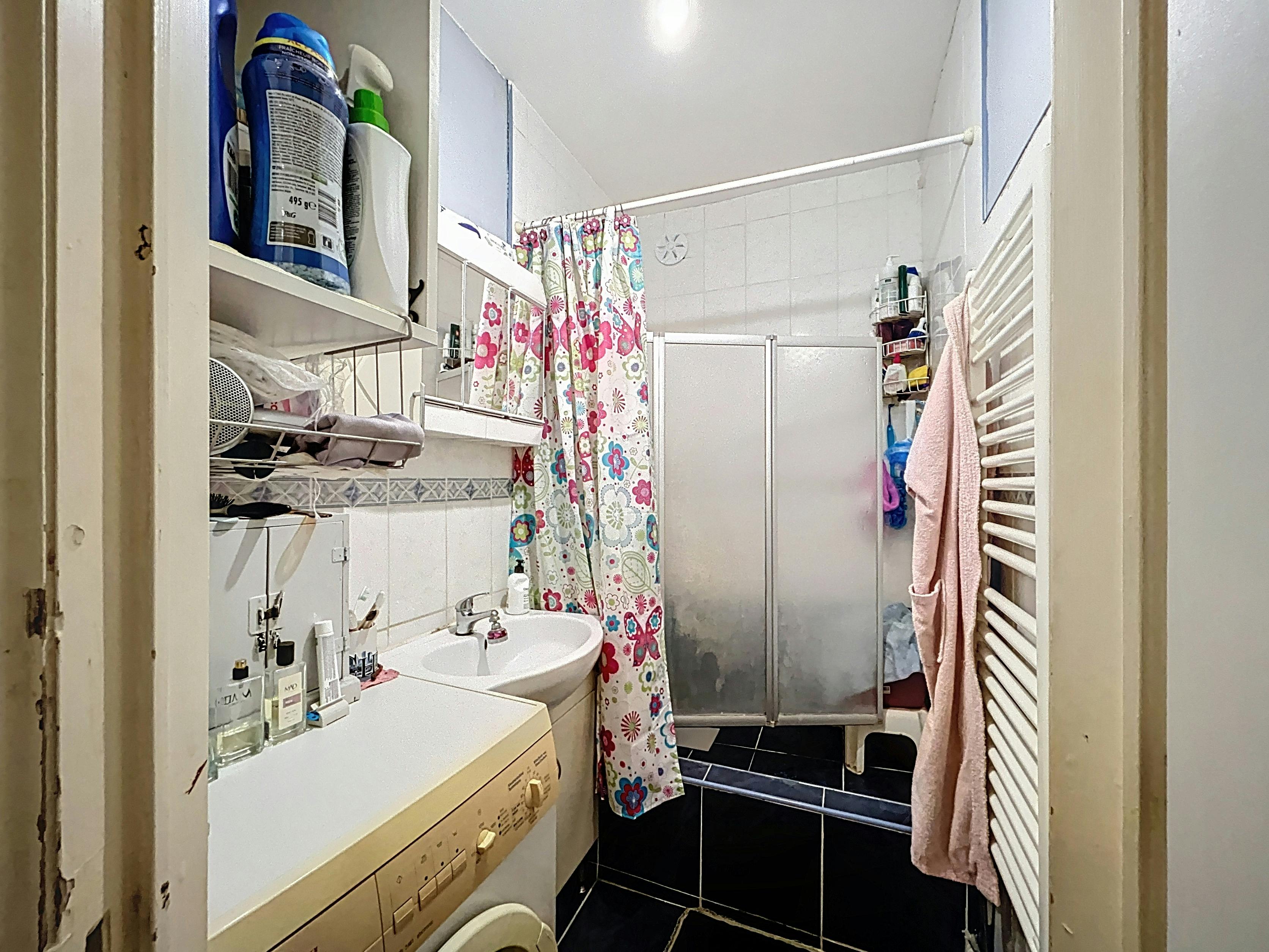 Appartement met 2 slaapkamers te koop in Laken foto 9