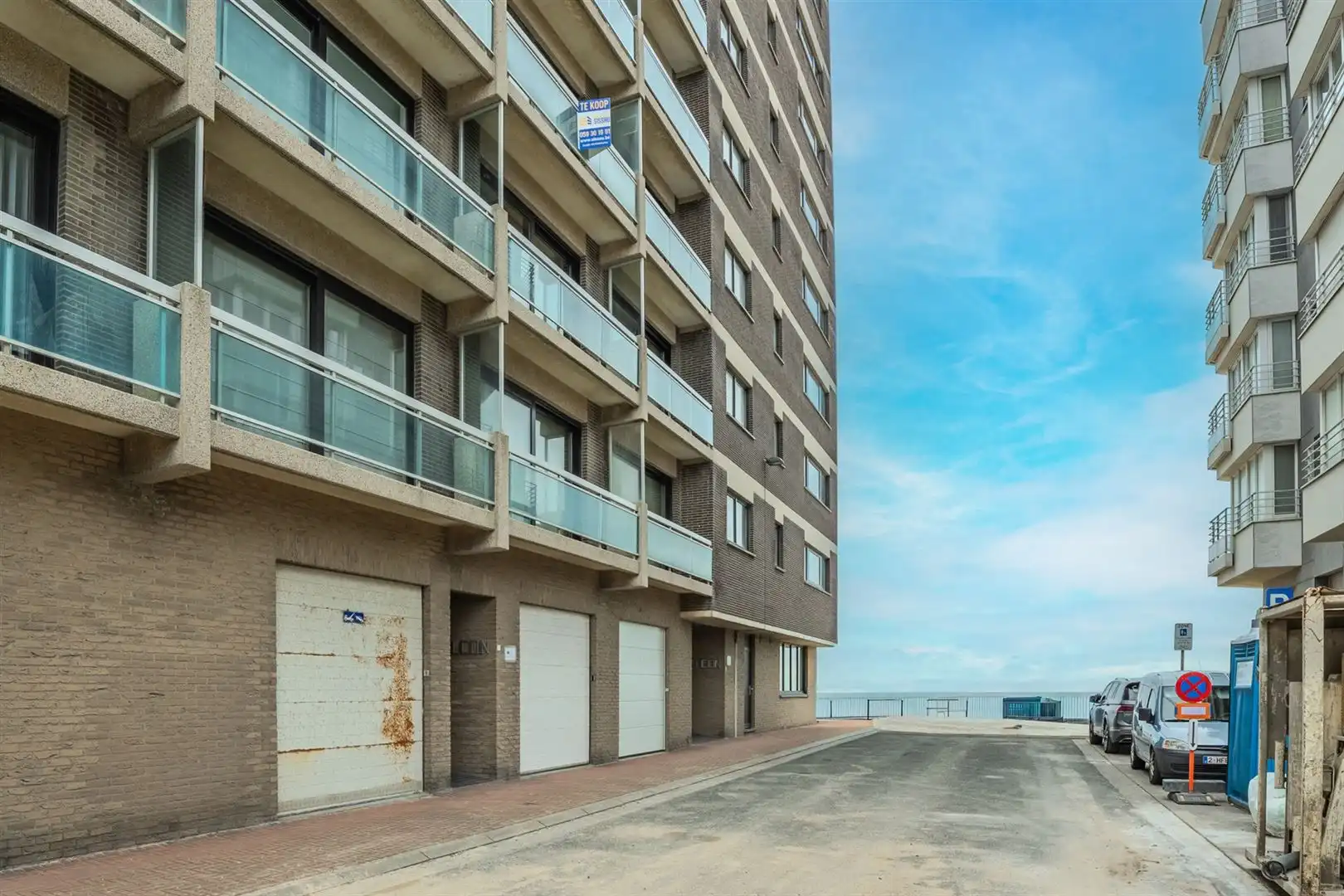 verzorgd appartement met lateraal zeezicht in residentie Falcon foto 2