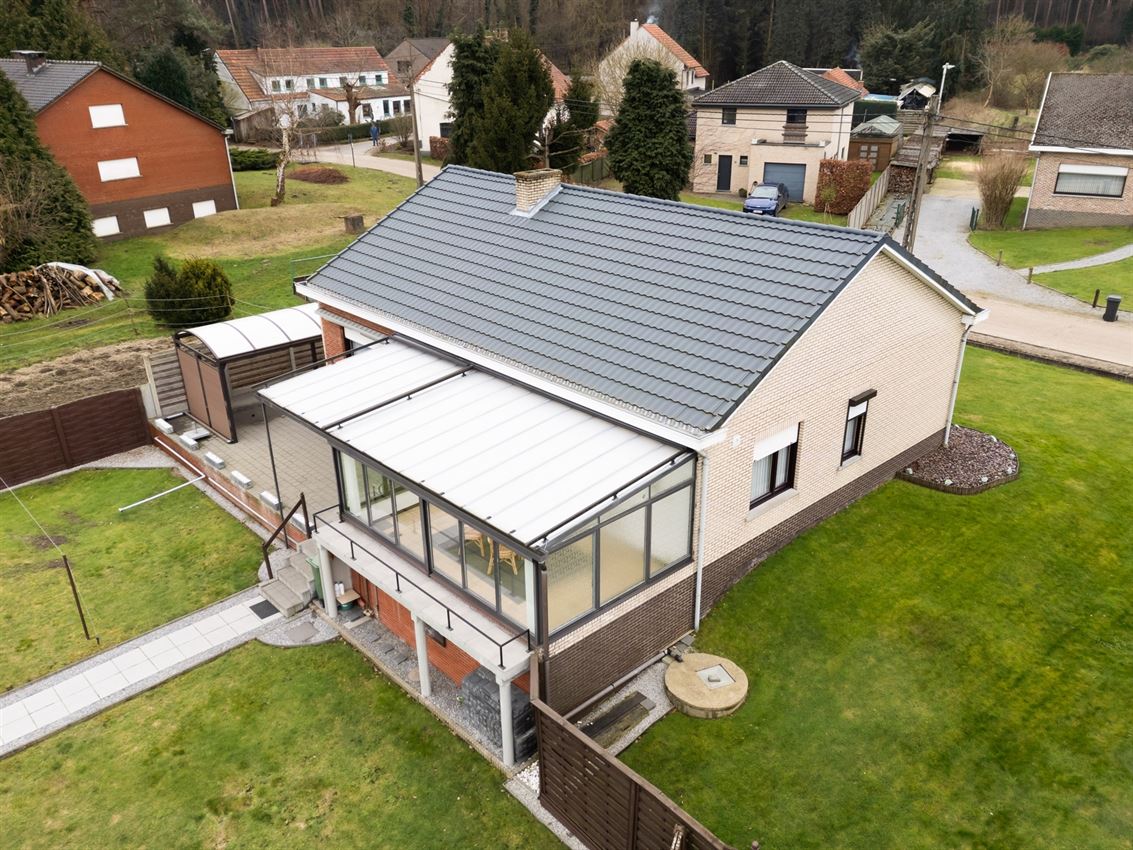 Netjes onderhouden woning op 11a95 grenzend aan agrarisch gebied foto 41