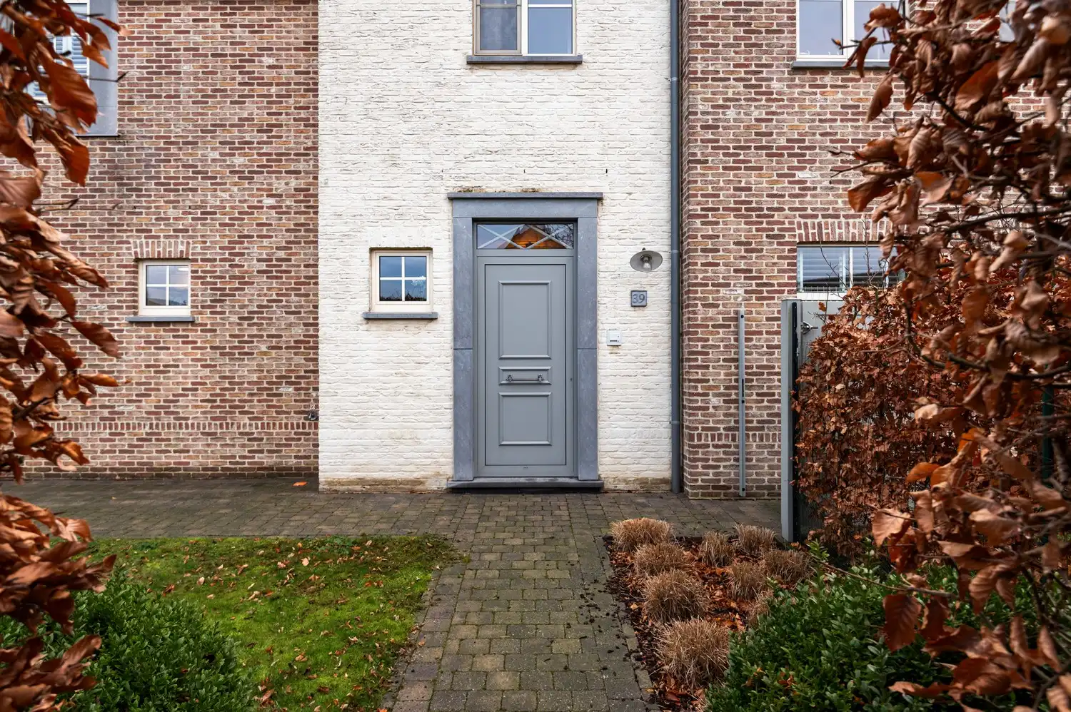 Huis met 3 slaapkamers en zonnige tuin te Oelegem! foto 4