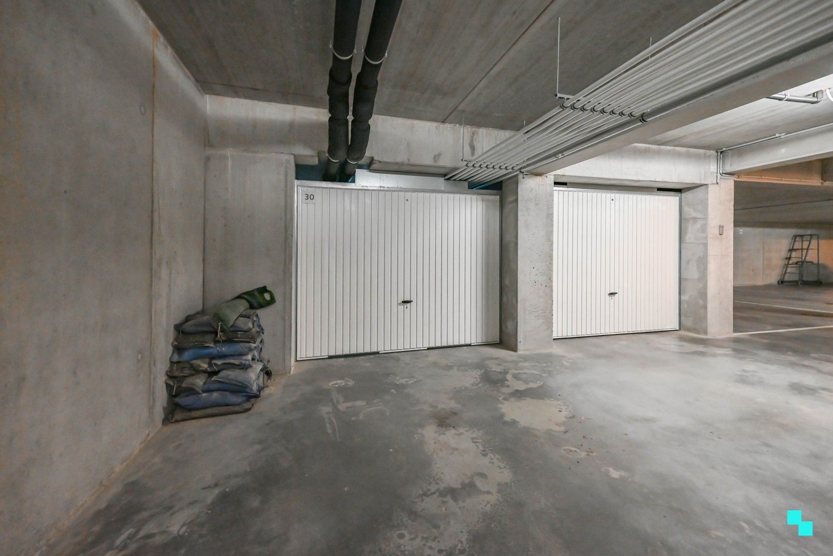 Energiezuinig éénslaapkamerappartement aan kanaal Roeselare-Leie foto 22