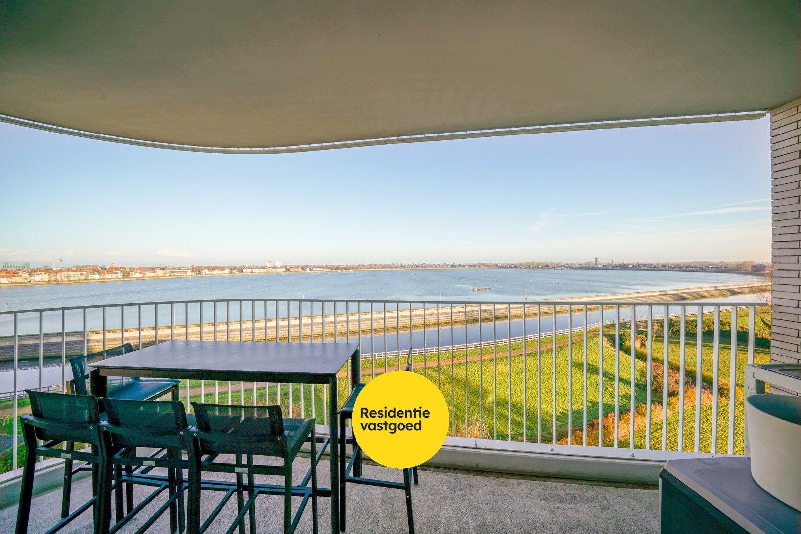 Modern energiezuinig 2-slaapkamerappartement met zicht op de Spuikom foto 11