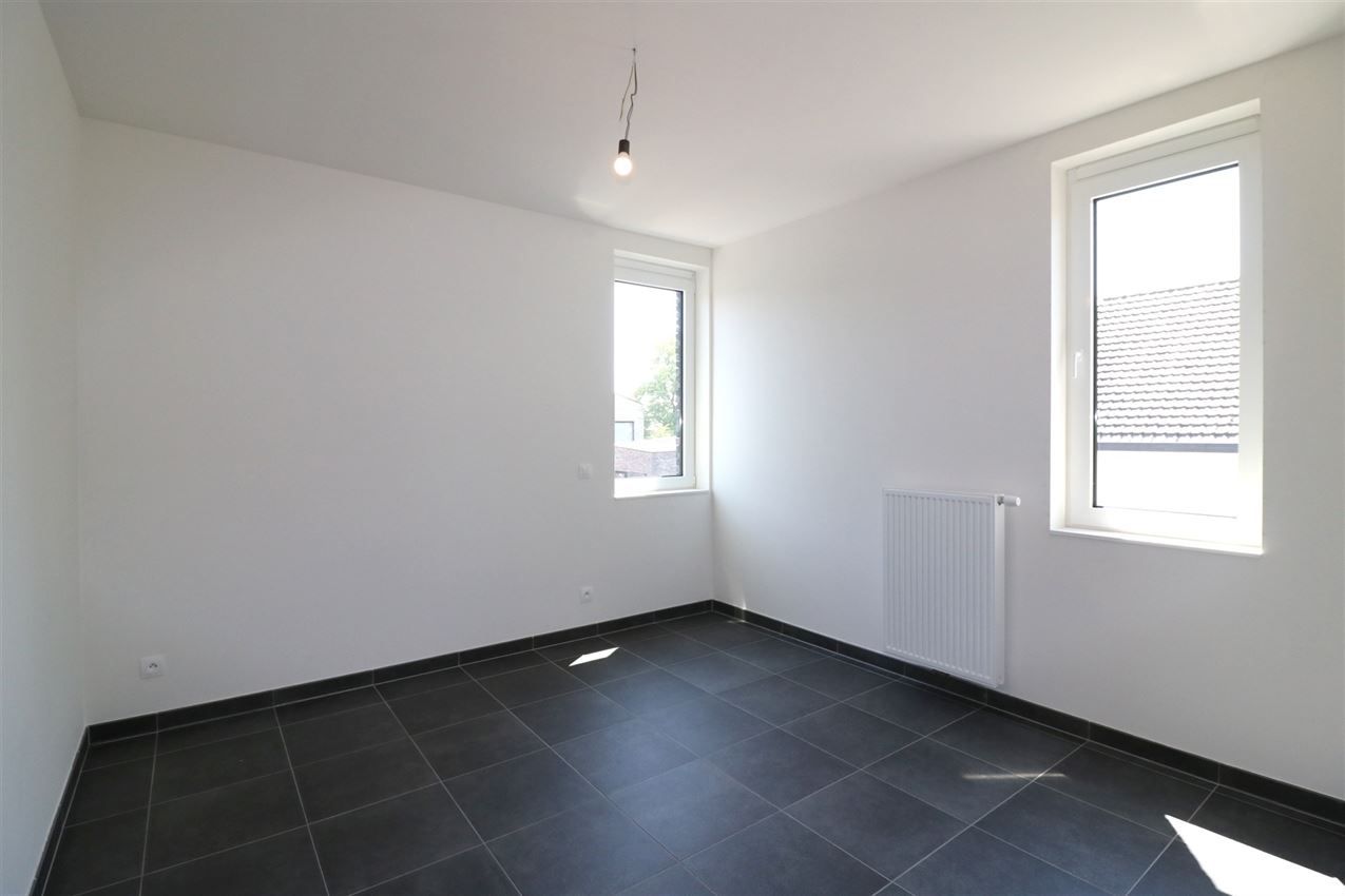 108m², zuidterras foto 23