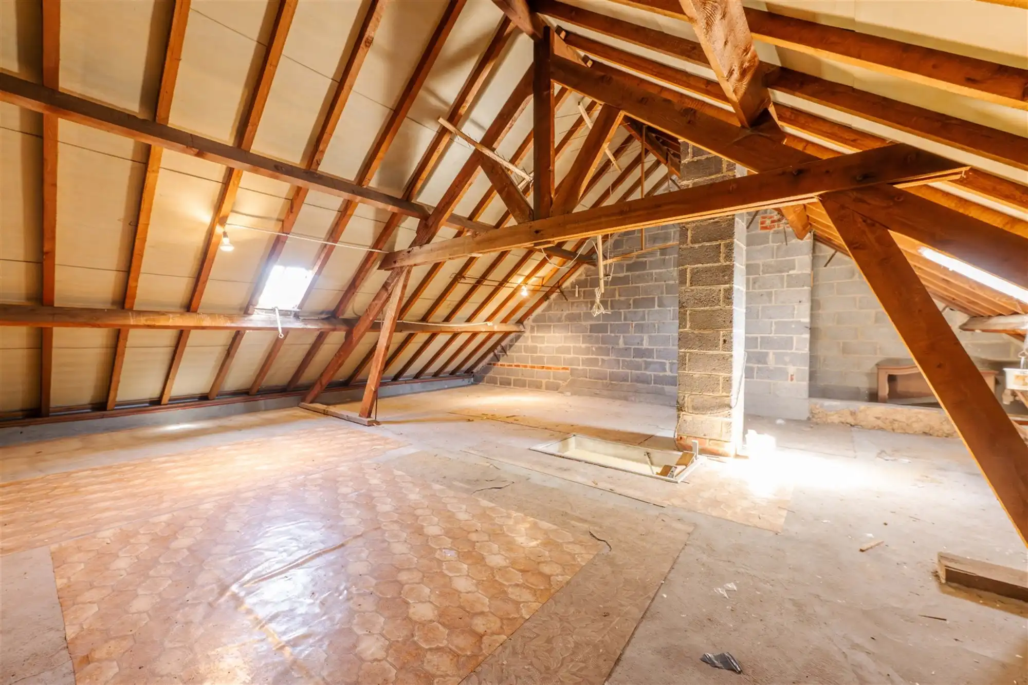 Halfopen woning met 5 slaapkamers foto 18