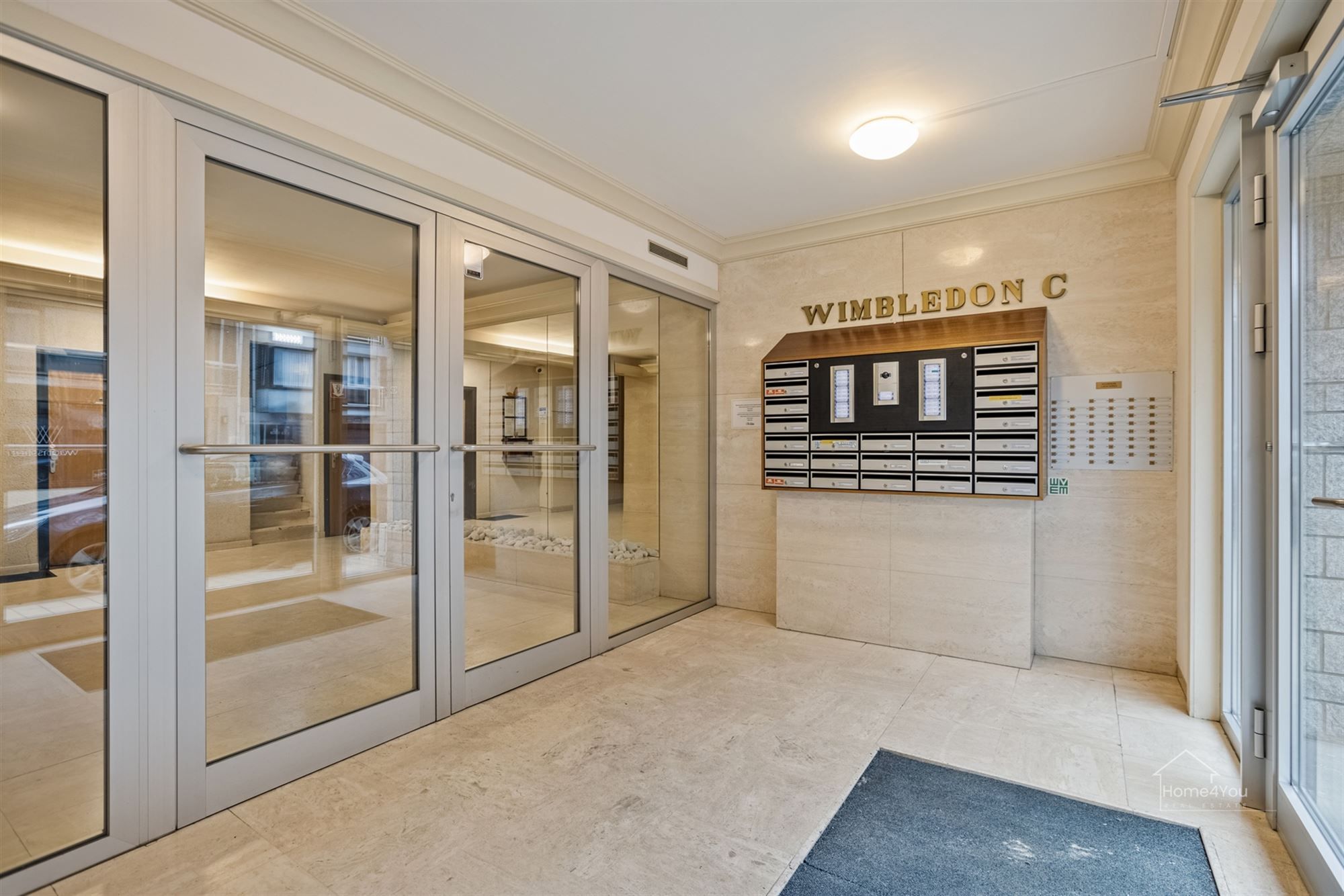 Mooie opgefriste bemeubelde studio met 1 slaapkamer op gelijkvloers op 50 meter van strand en dijk. foto 20